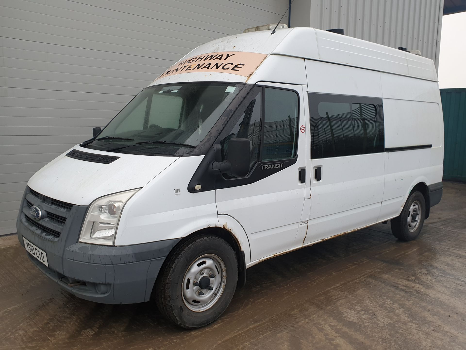 2010 / 10 Ford Transit 2.4 Diesel Welfare Van - Image 5 of 20