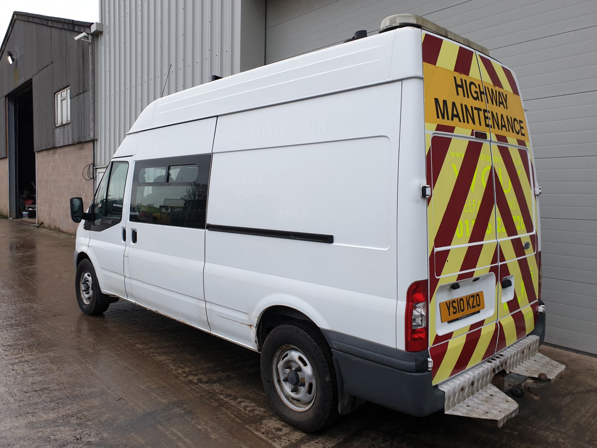 2010 / 10 Ford Transit 2.4 Diesel Welfare Van - Image 8 of 18