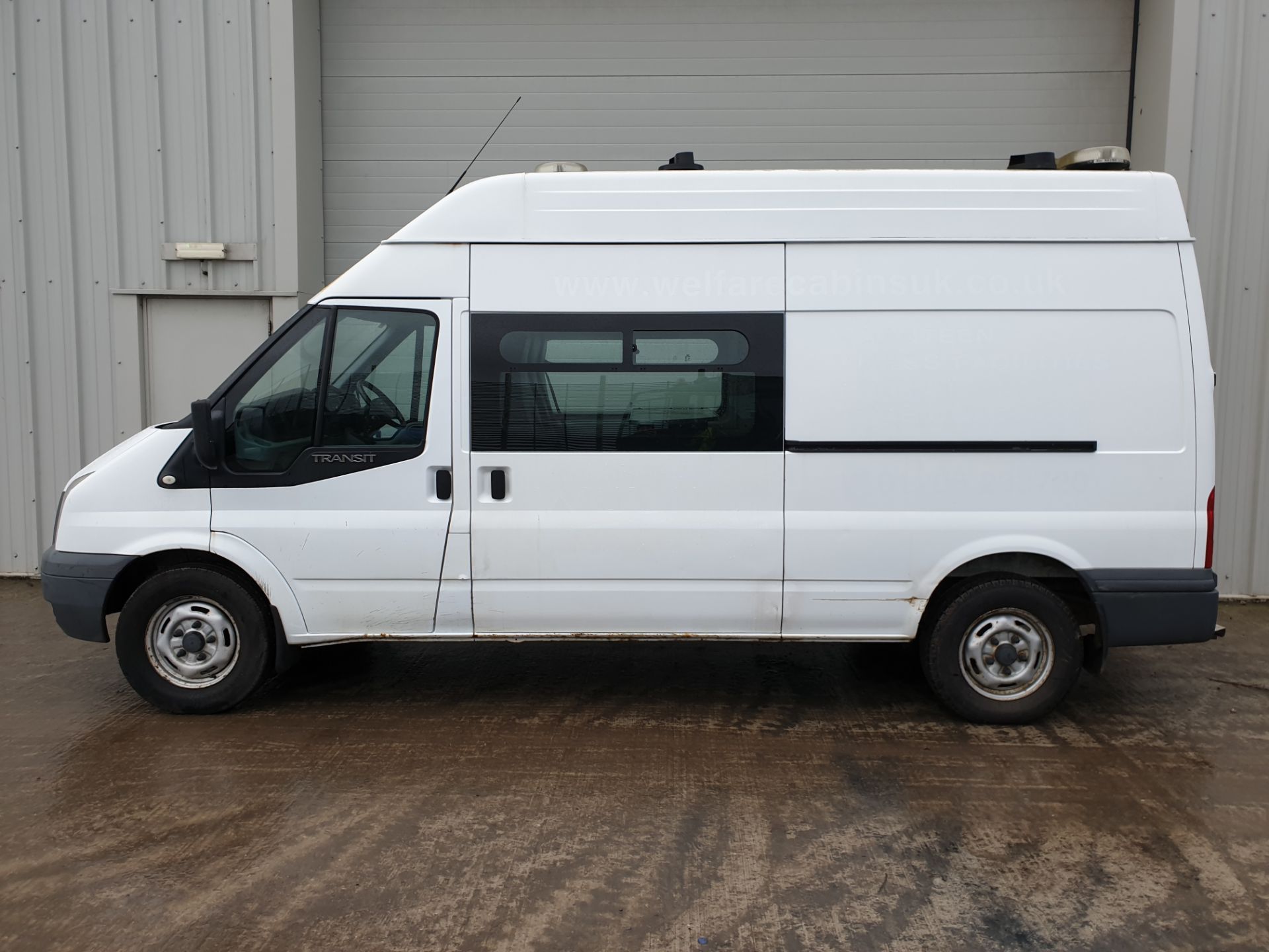 2010 / 10 Ford Transit 2.4 Diesel Welfare Van - Image 7 of 18