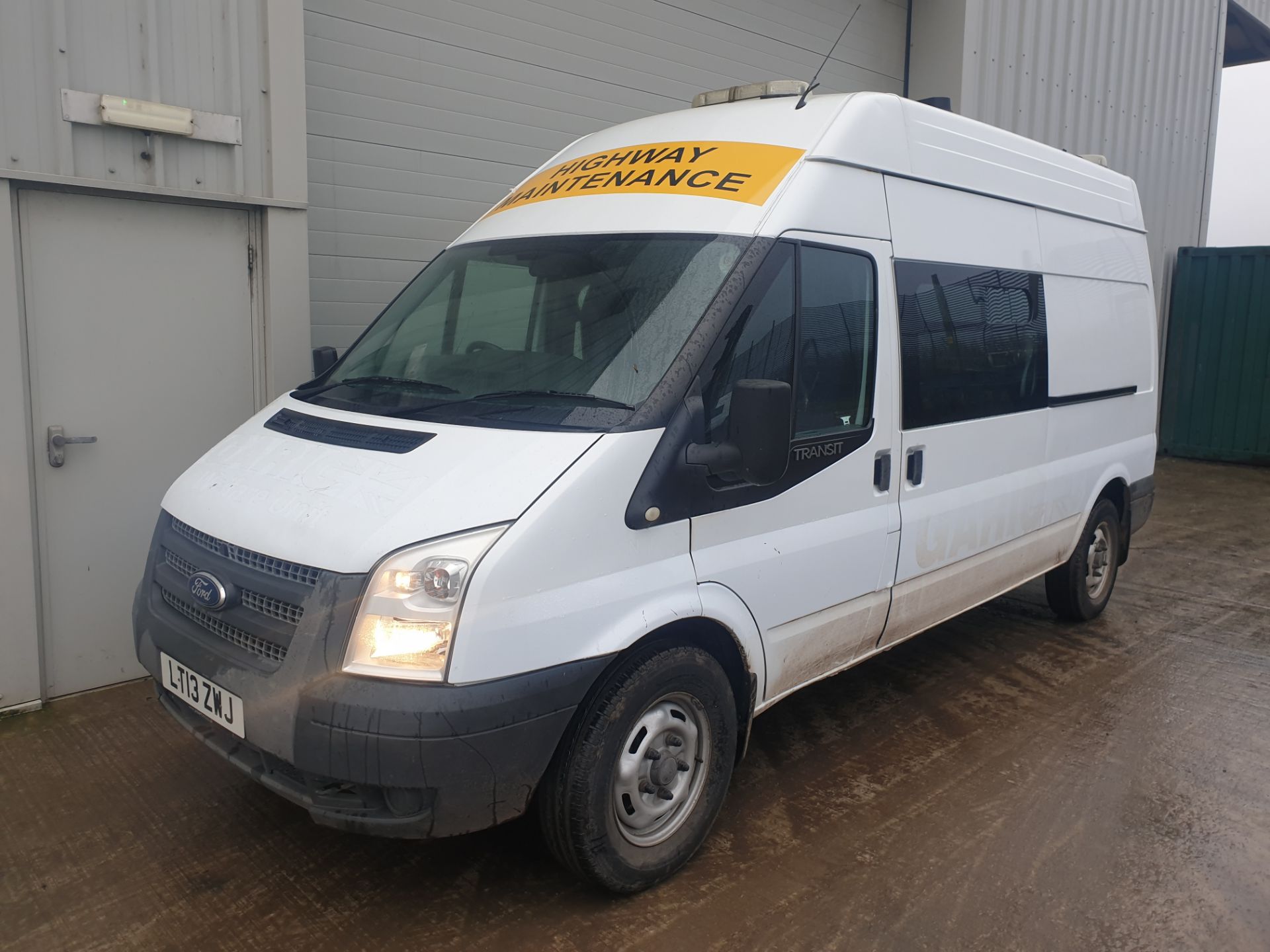 2013 / 13 Ford Transit 2.4 Diesel Welfare Van - Image 7 of 23