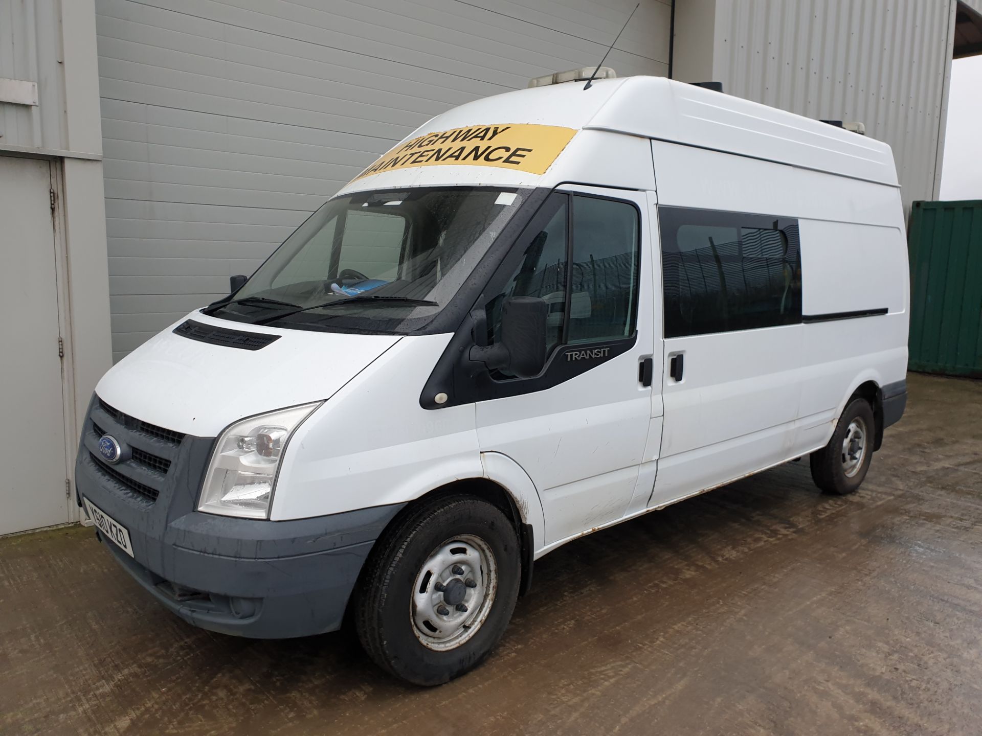 2010 / 10 Ford Transit 2.4 Diesel Welfare Van - Image 5 of 18