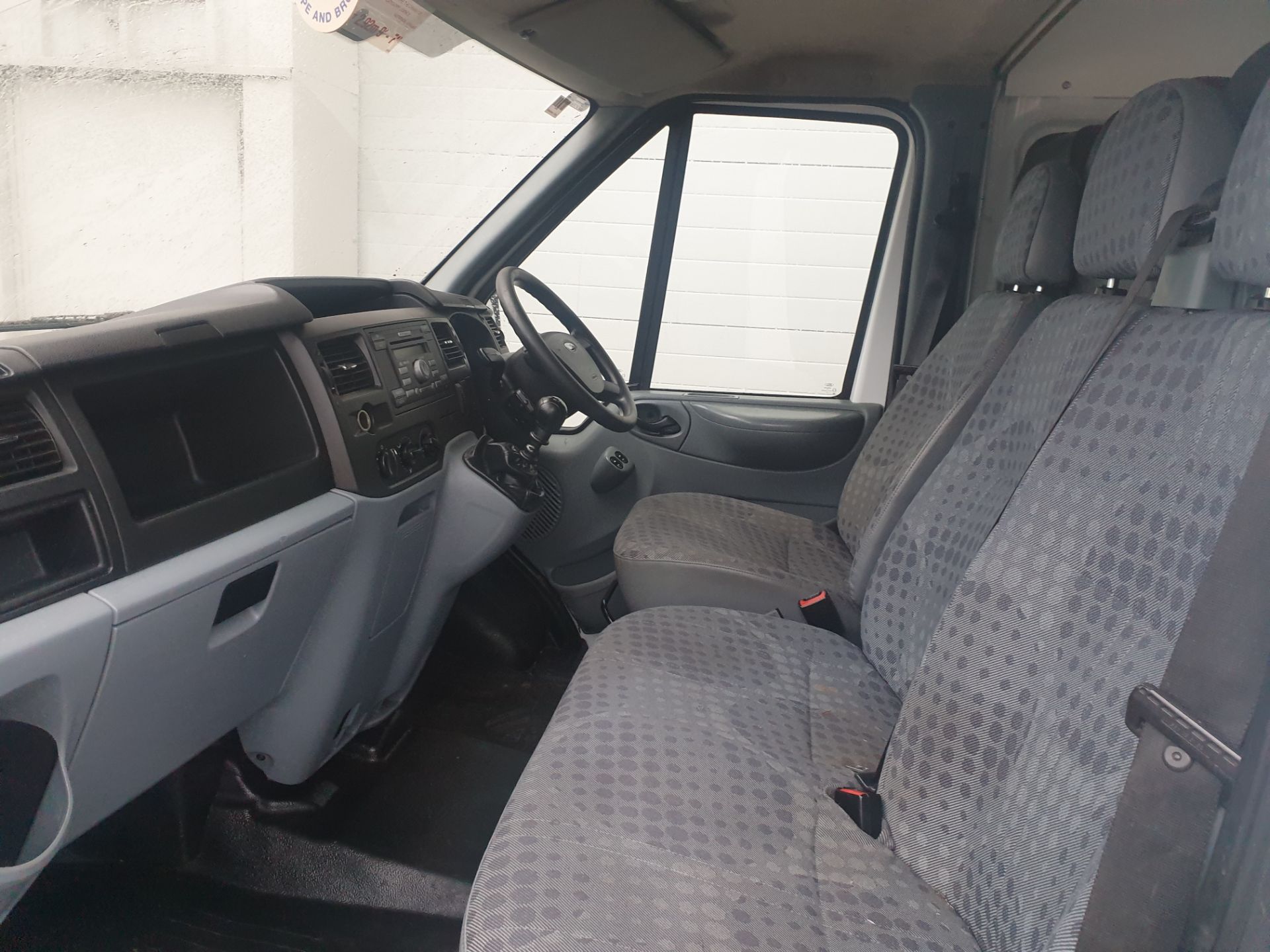 2010 / 10 Ford Transit 2.4 Diesel Welfare Van - Image 17 of 20