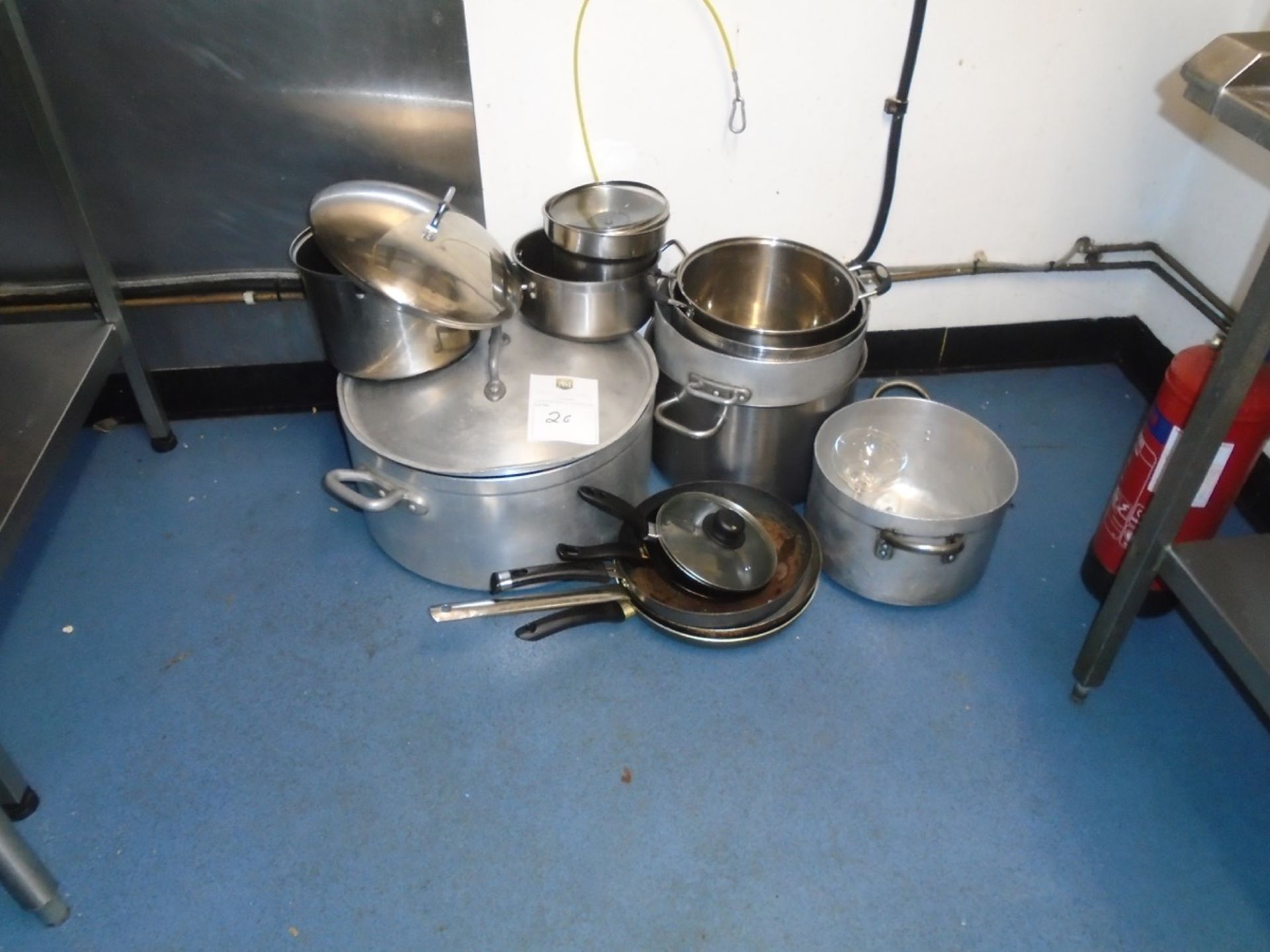 Selection of large catering pans - Image 2 of 2