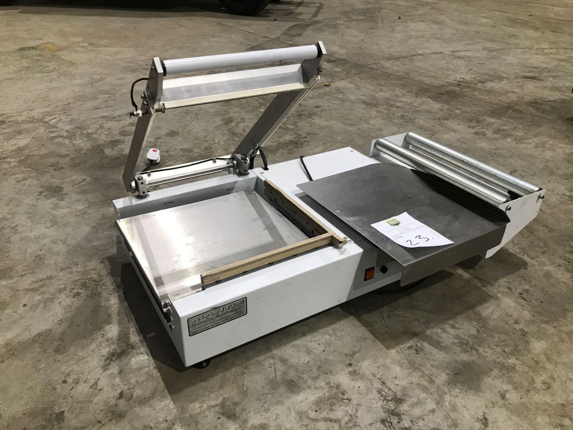 Mantle food packaging machine