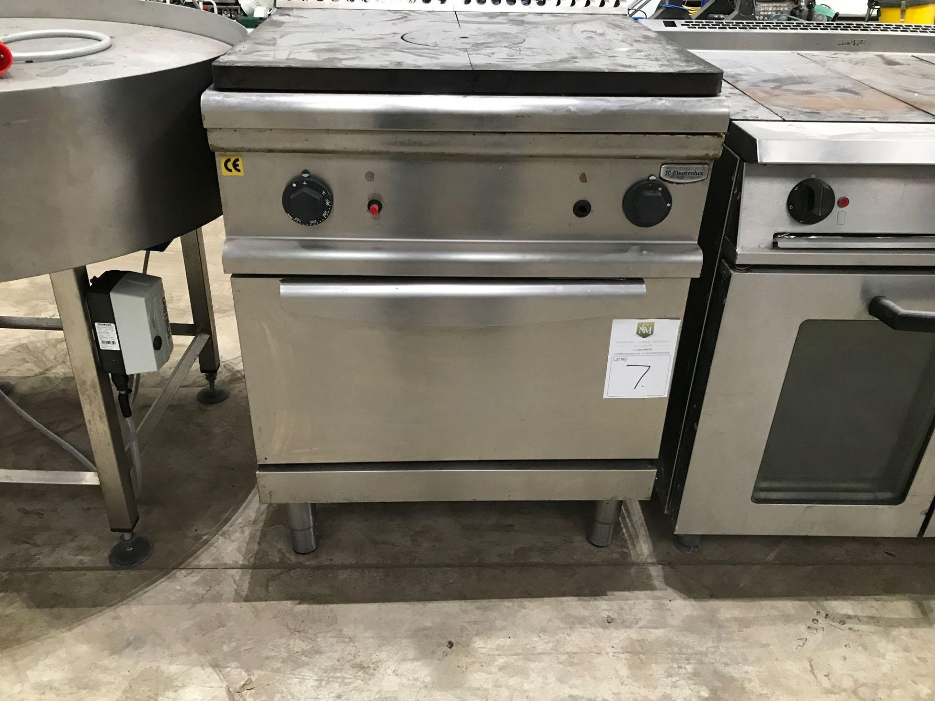 Electrolux oven and hot plate