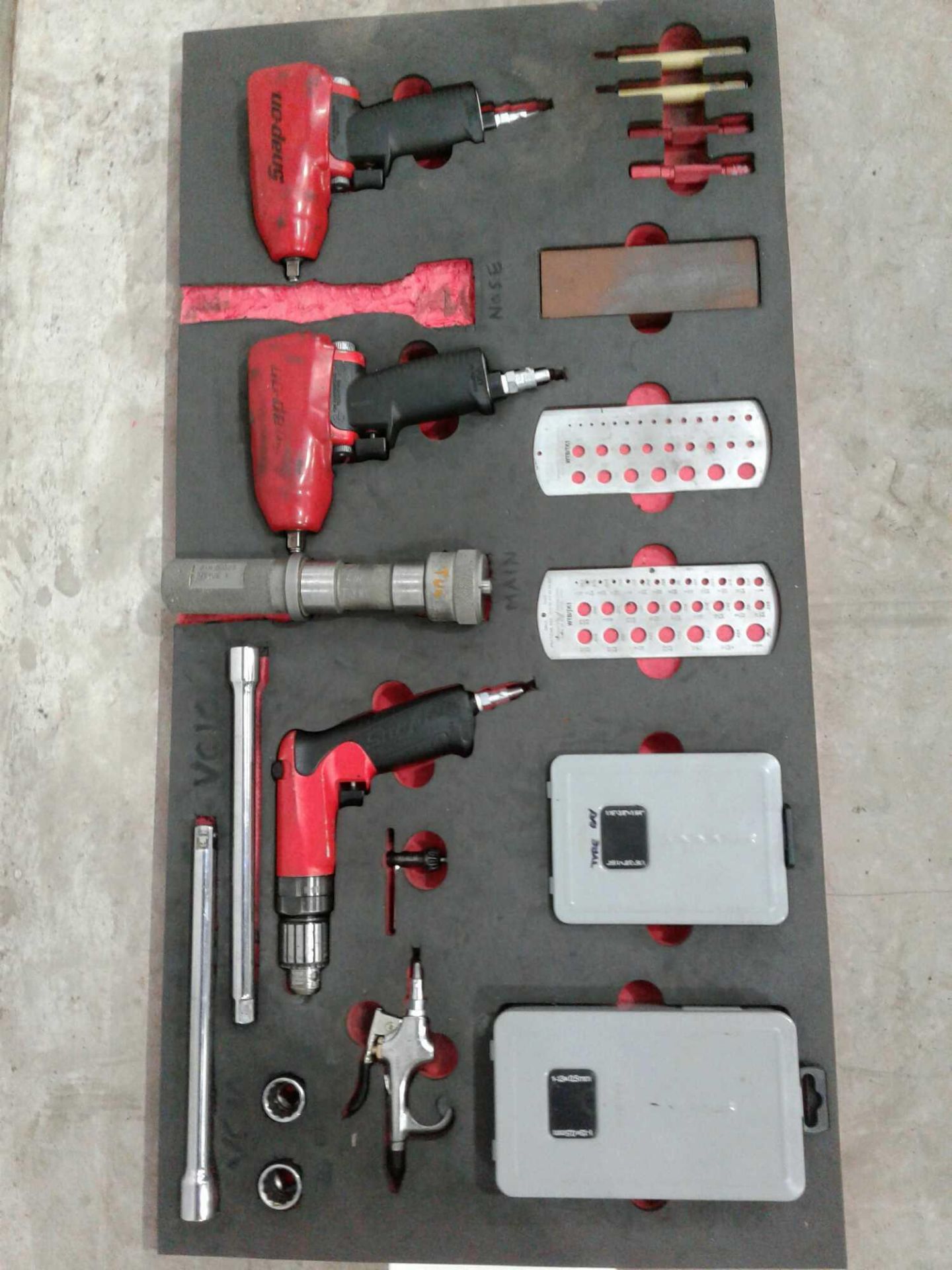VARIOUS TOOLS - Image 2 of 2