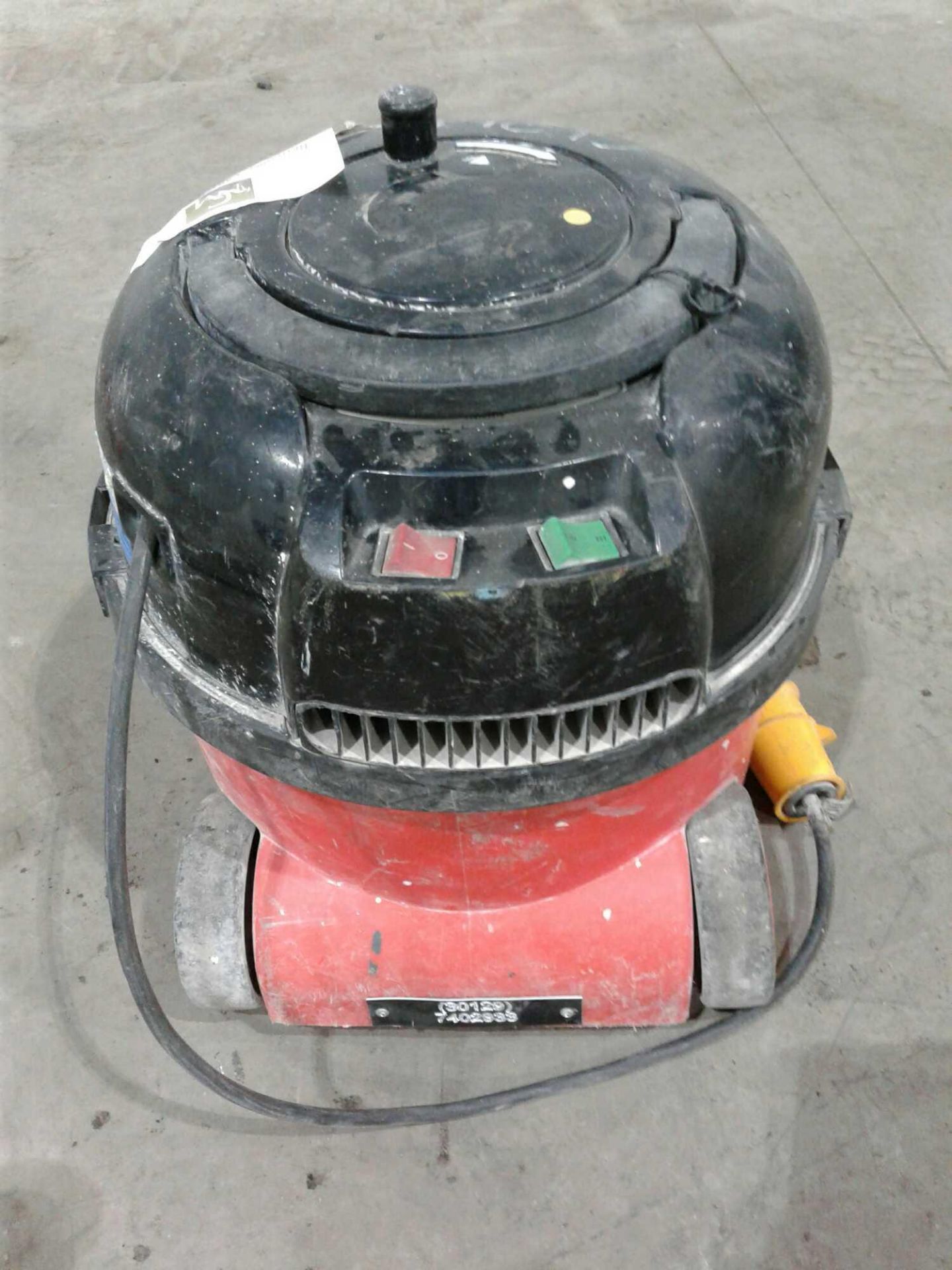 Henry Numatic vacuum cleaner 110 V - Image 2 of 2
