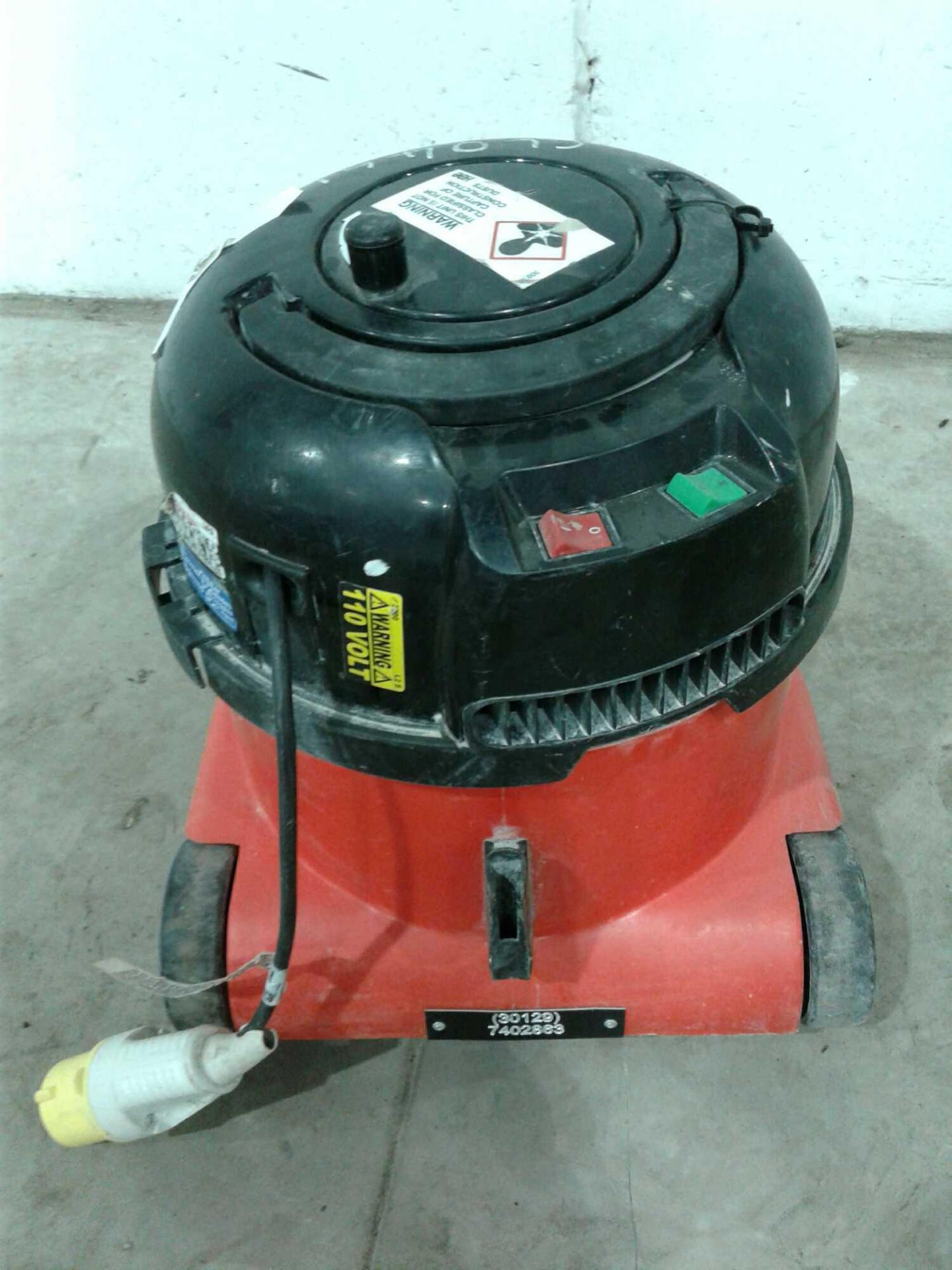 Henry Numatic vacuum cleaner - Image 2 of 2