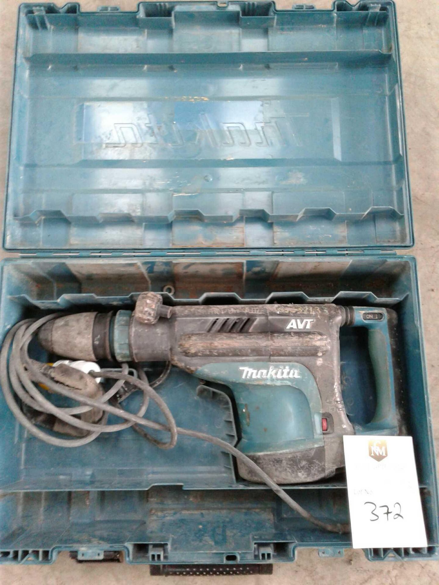 Makita breaker 110 V