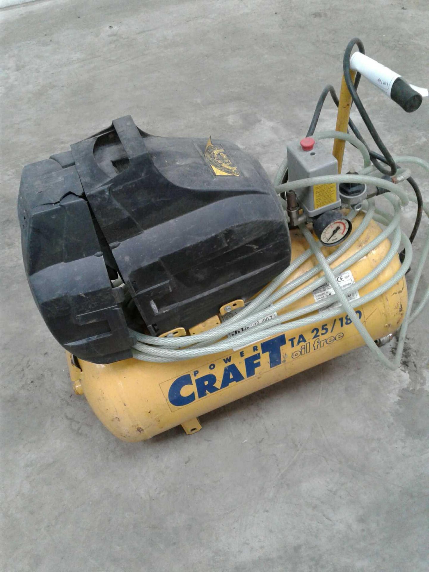 Craft air compressor - Image 3 of 3