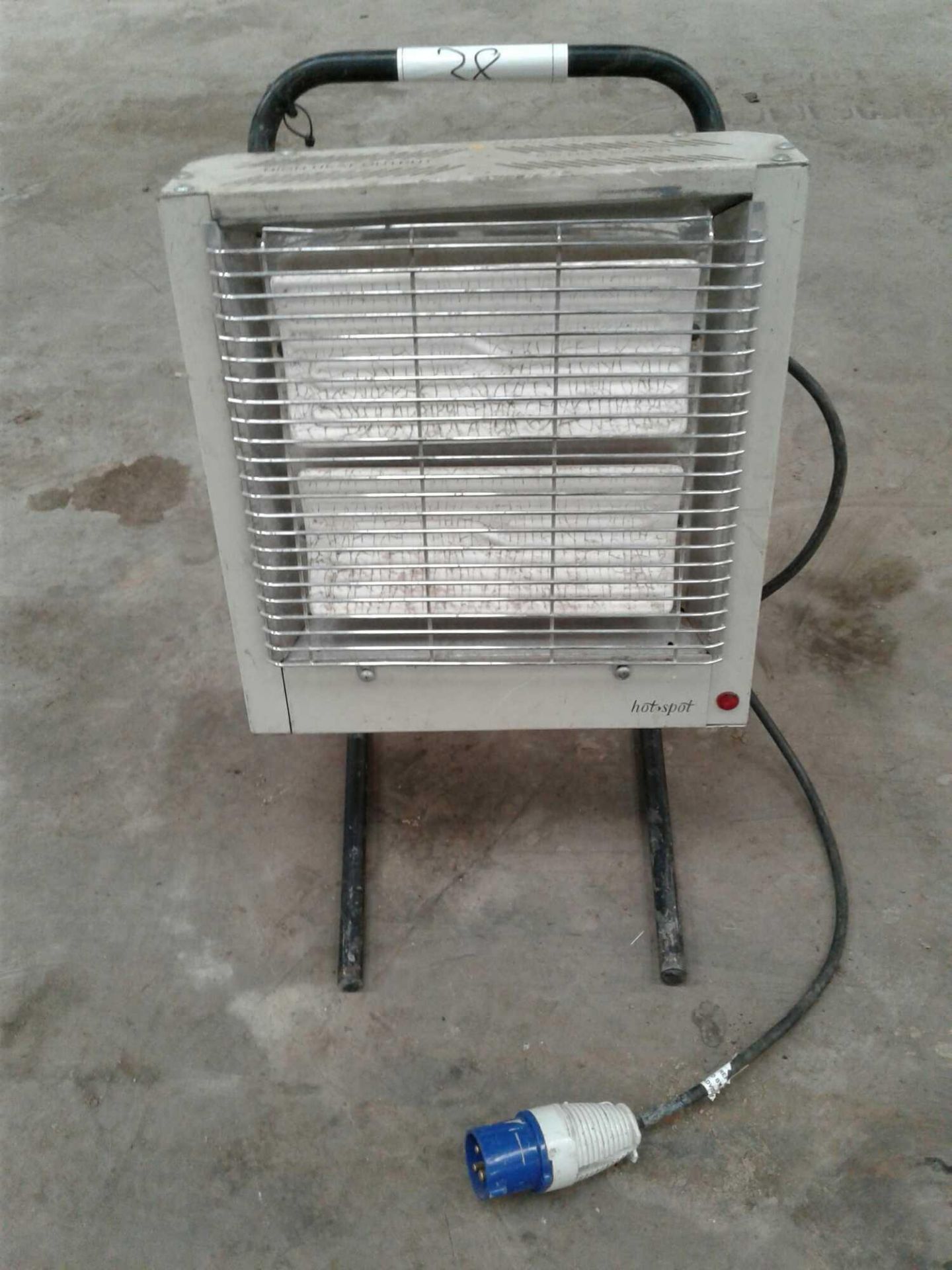 Hot spot ceramic heater 230v 16 amp