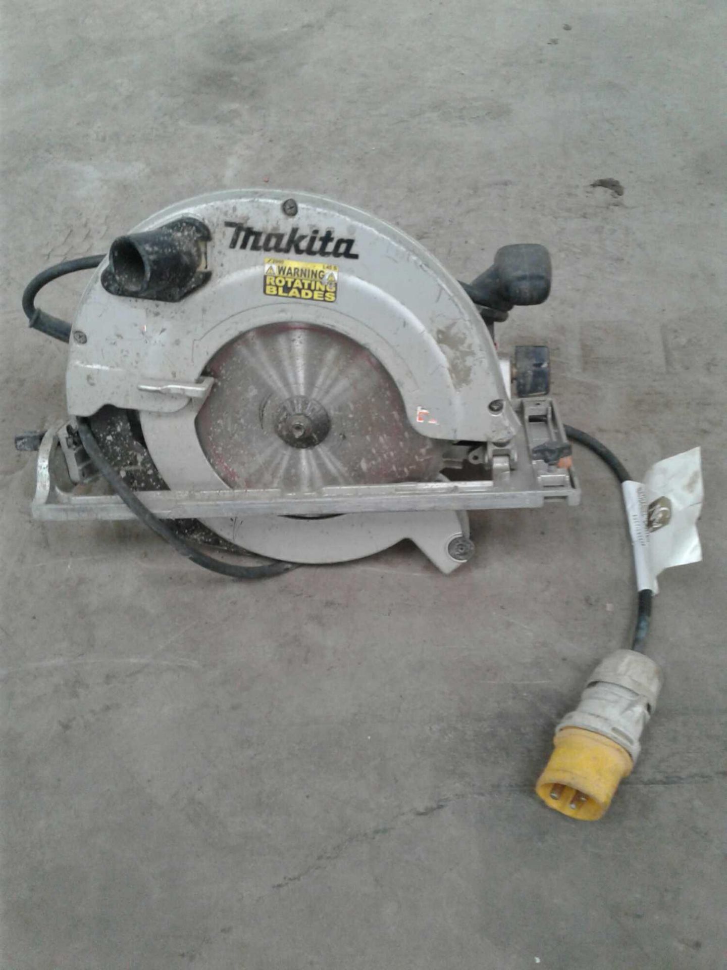 Makita circular saw 110 v - Image 2 of 2