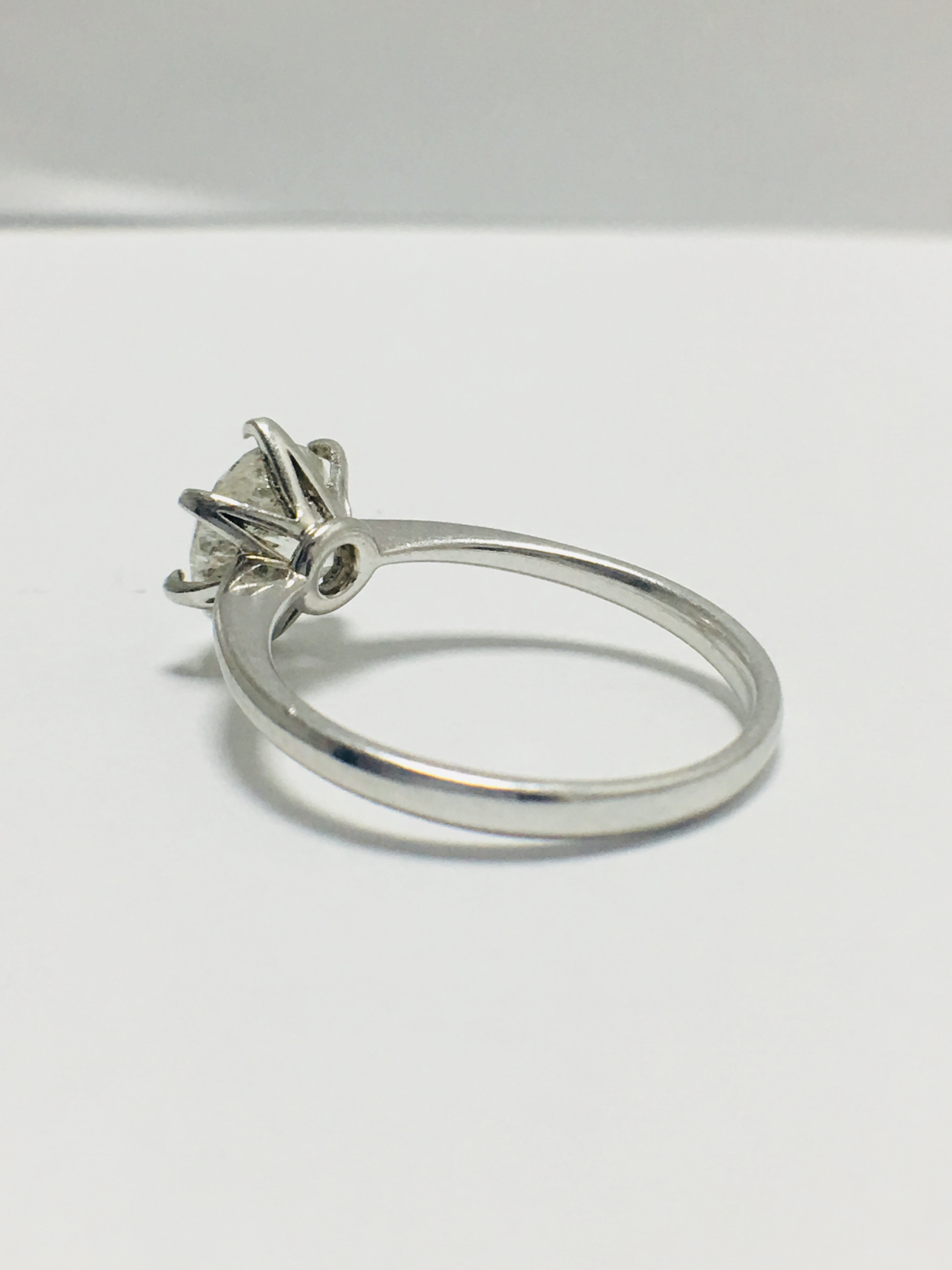 2.01Ct Brilliant Cut Diamond Solitaire Ring Set In Platinum - Image 4 of 10