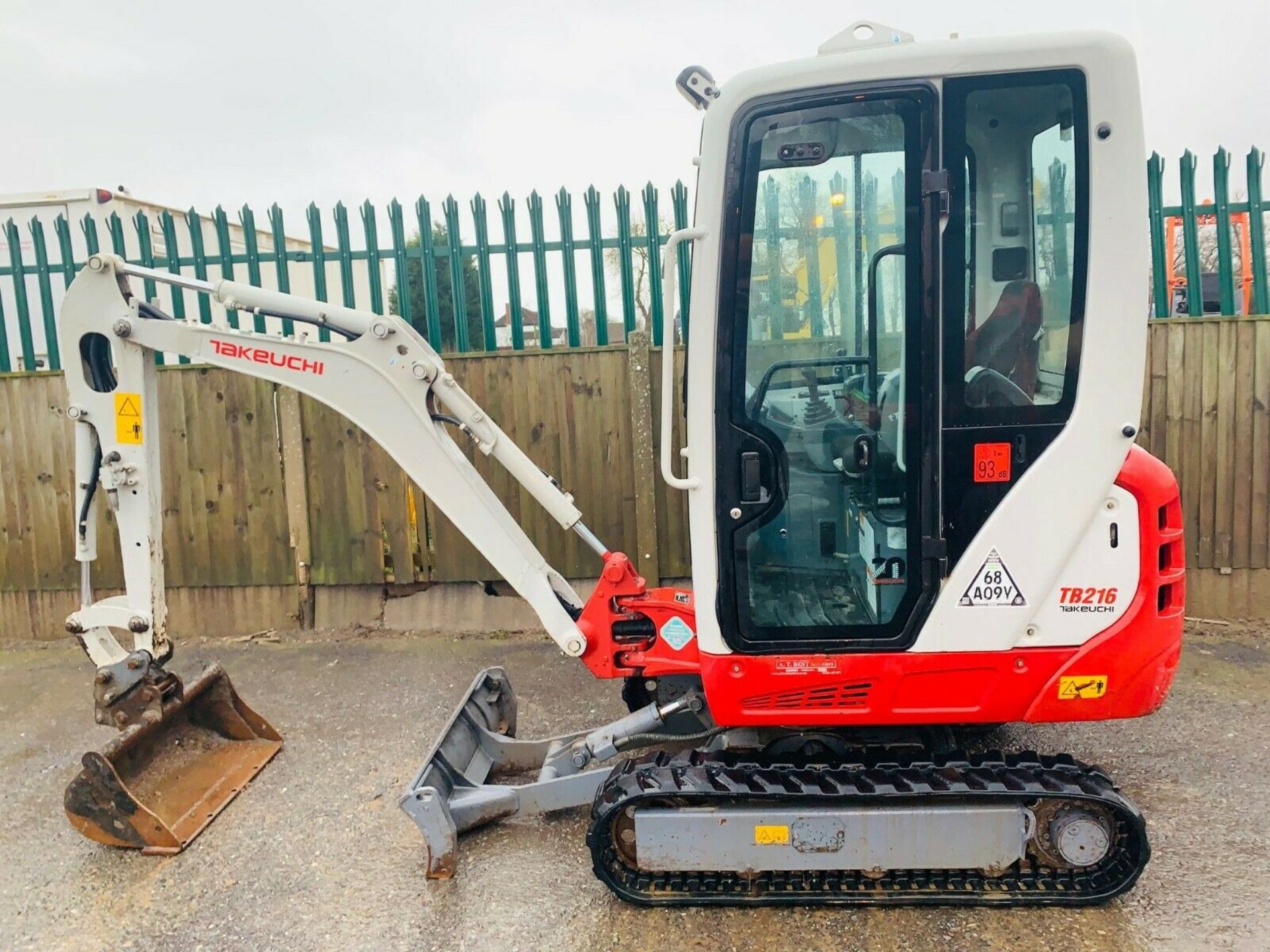 Takeuchi TB216 Excavator - Image 12 of 12