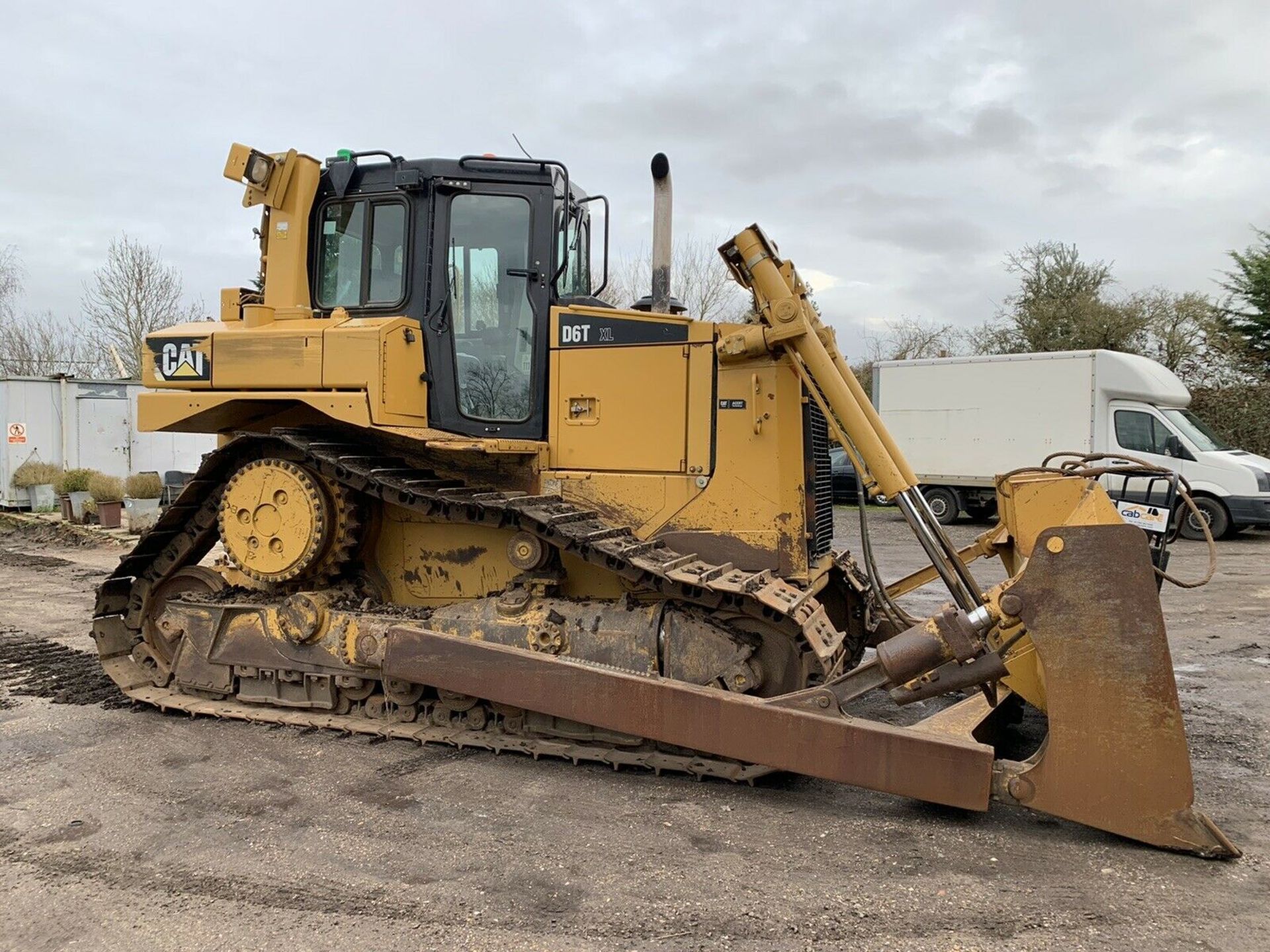 Caterpillar D6T XL - Image 5 of 9