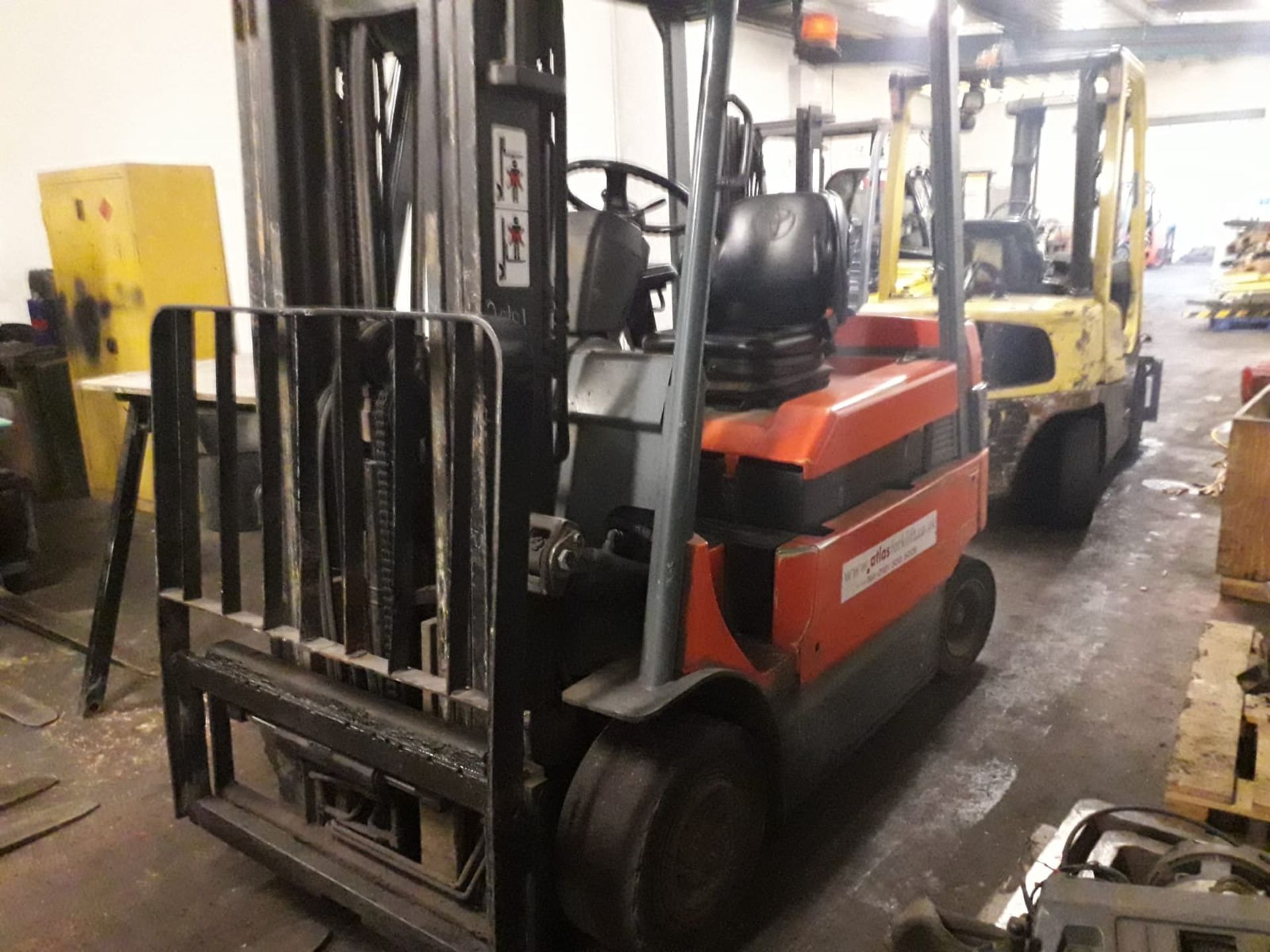 2.5ton Toyota Electric Forklift - Image 7 of 10