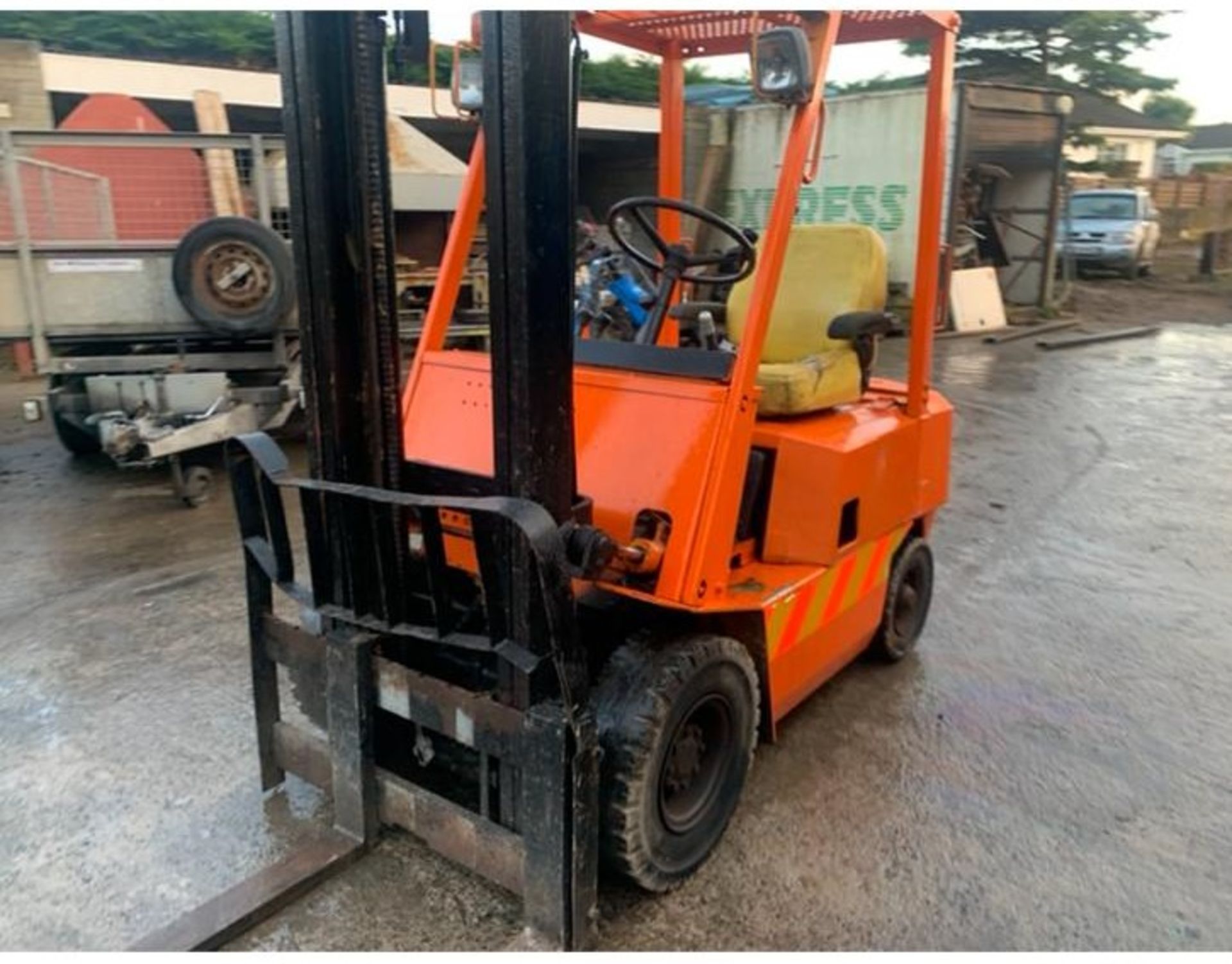 Komatsu Petrol Forklift - Image 6 of 6