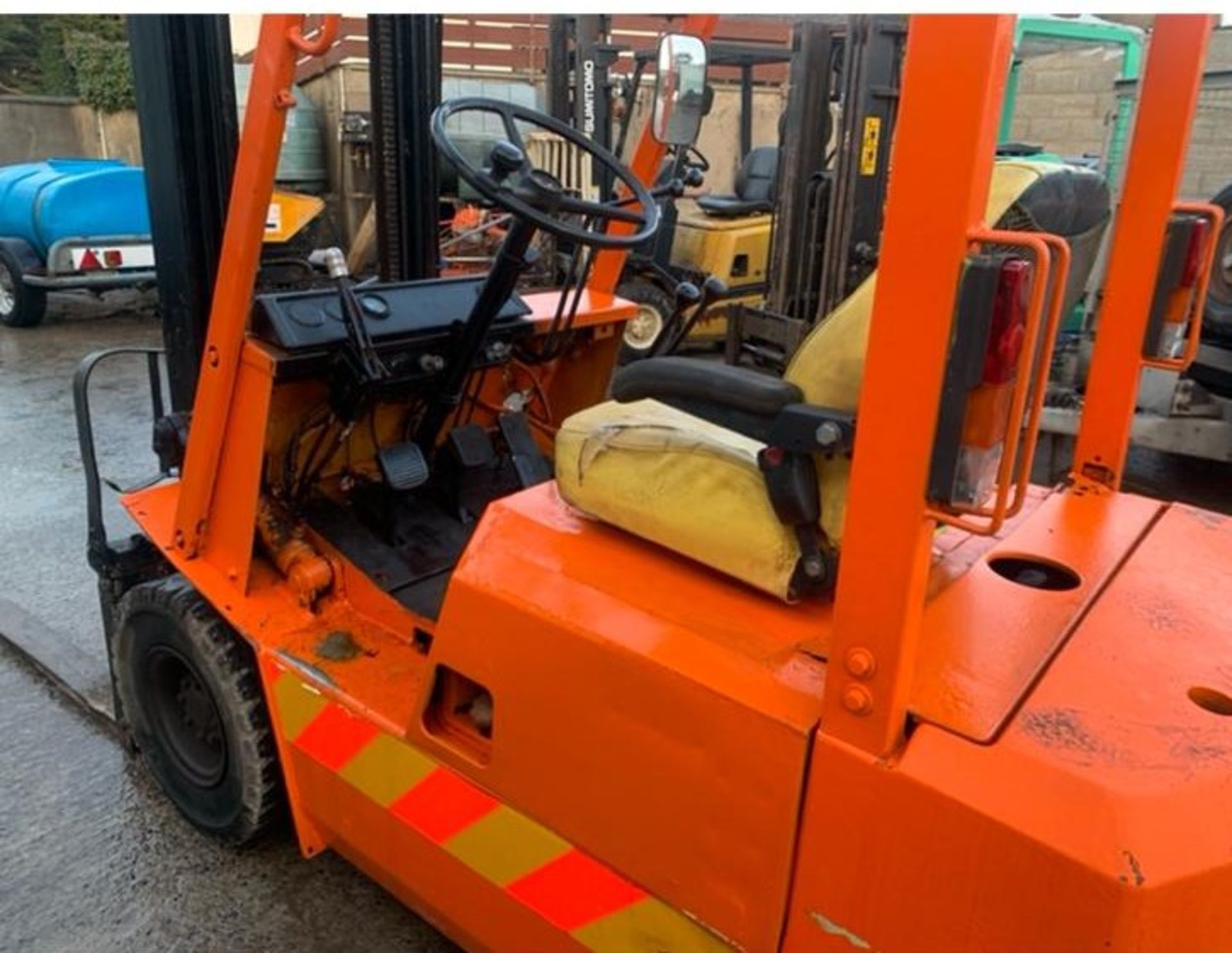 Komatsu Petrol Forklift - Image 2 of 6