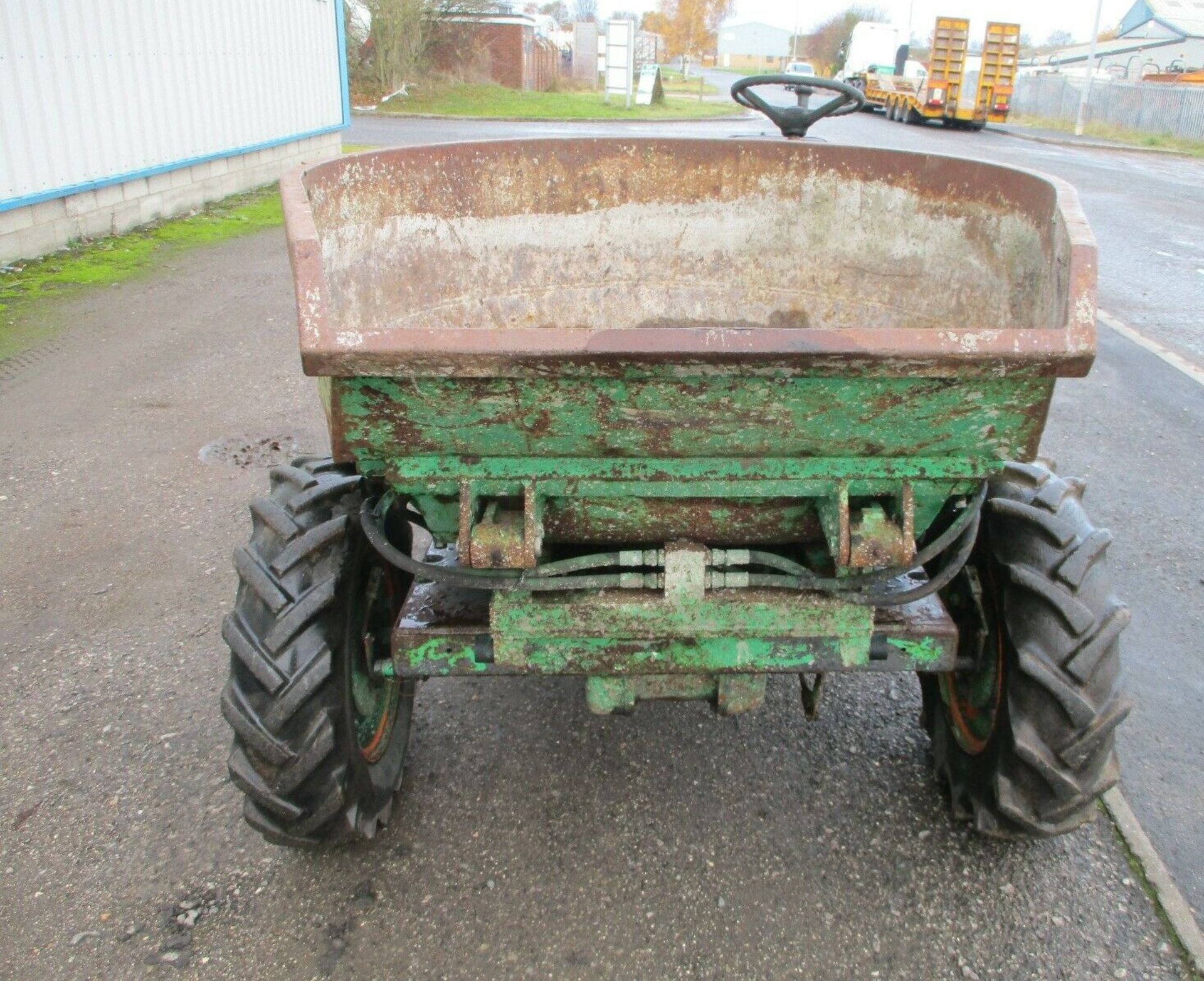 Ausa 1.5 Ton Dumper Swivel Skip - Image 8 of 11