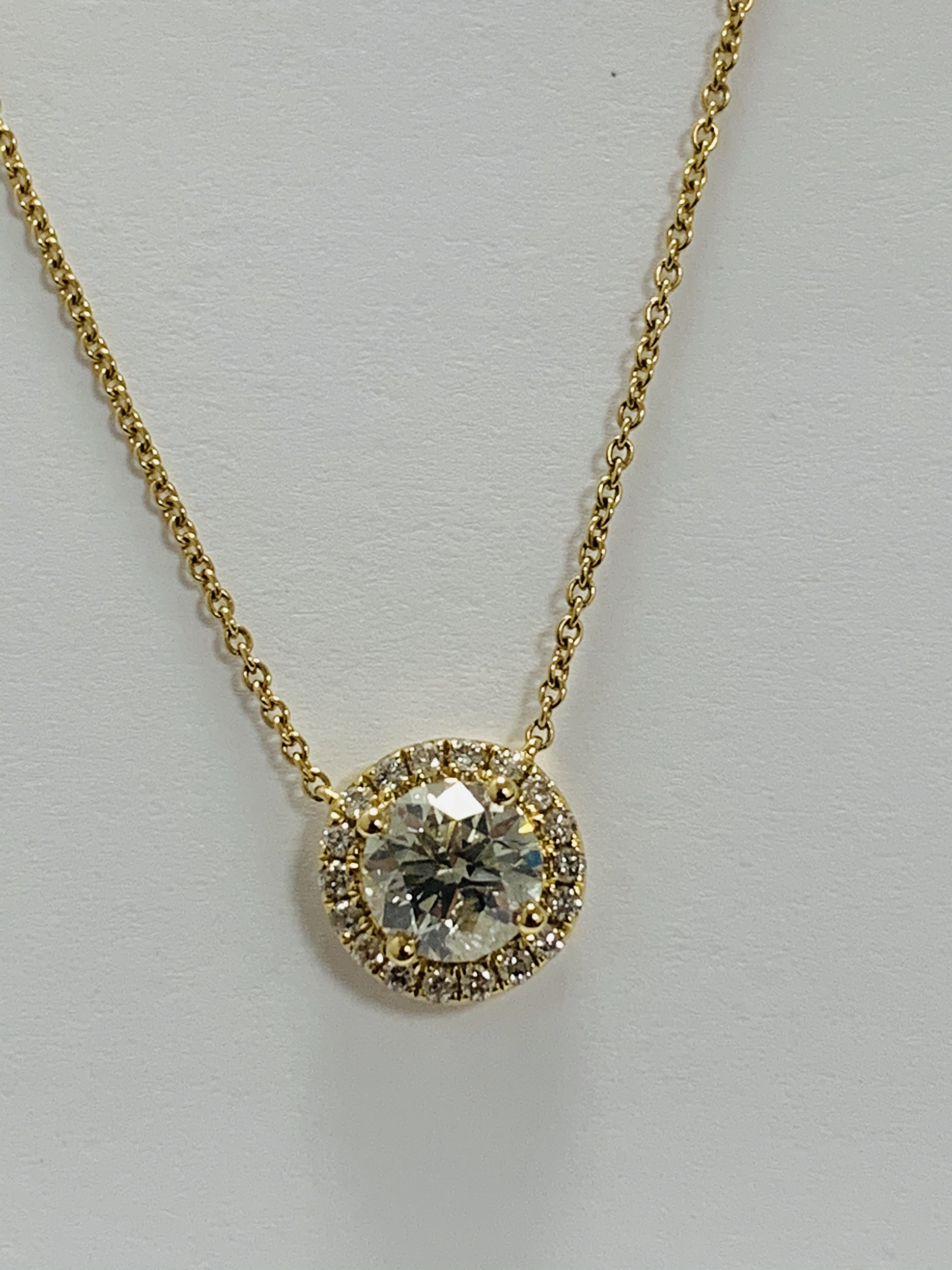 18ct Yellow Gold Diamond necklace featuring, round brilliant cut Diamond (1.11ct), claw set, with 18 - Image 3 of 9