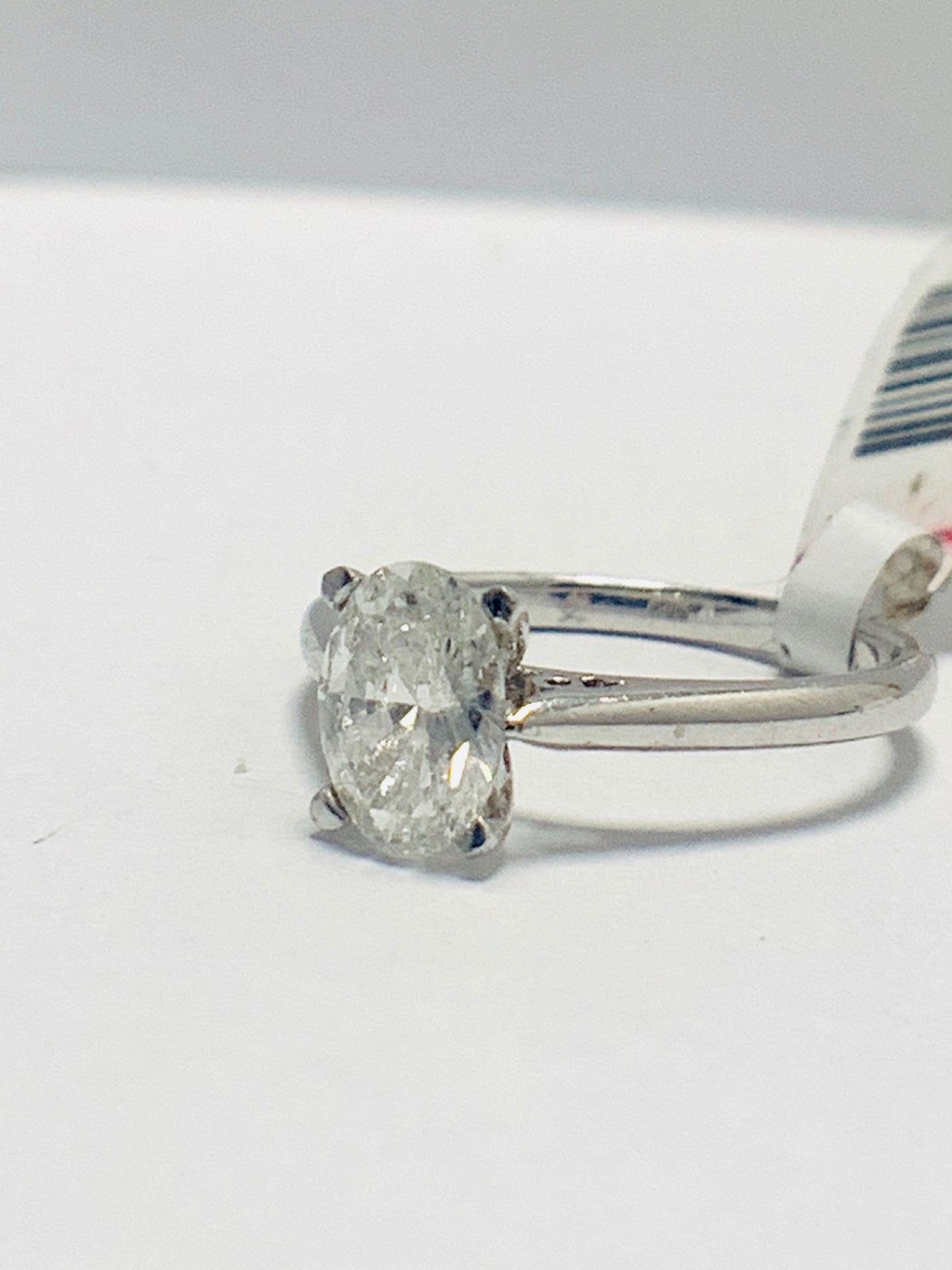 1ct Oval diamond solitaire platinum ring - Image 2 of 9