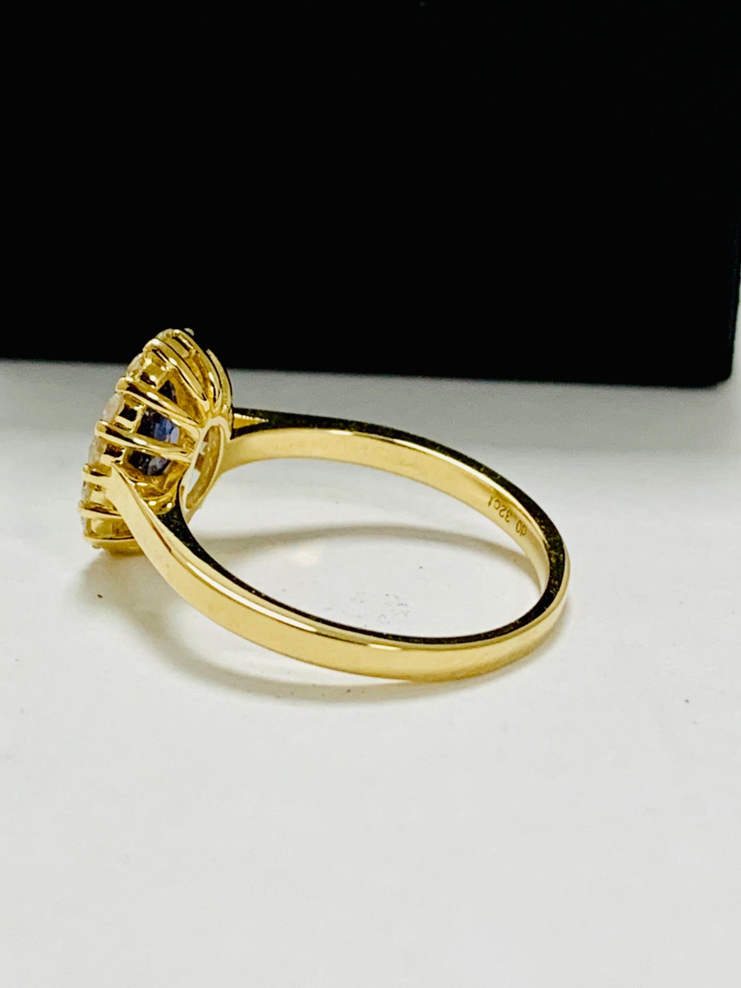 14ct yellow gold sapphire and diamond ring. - Image 4 of 11