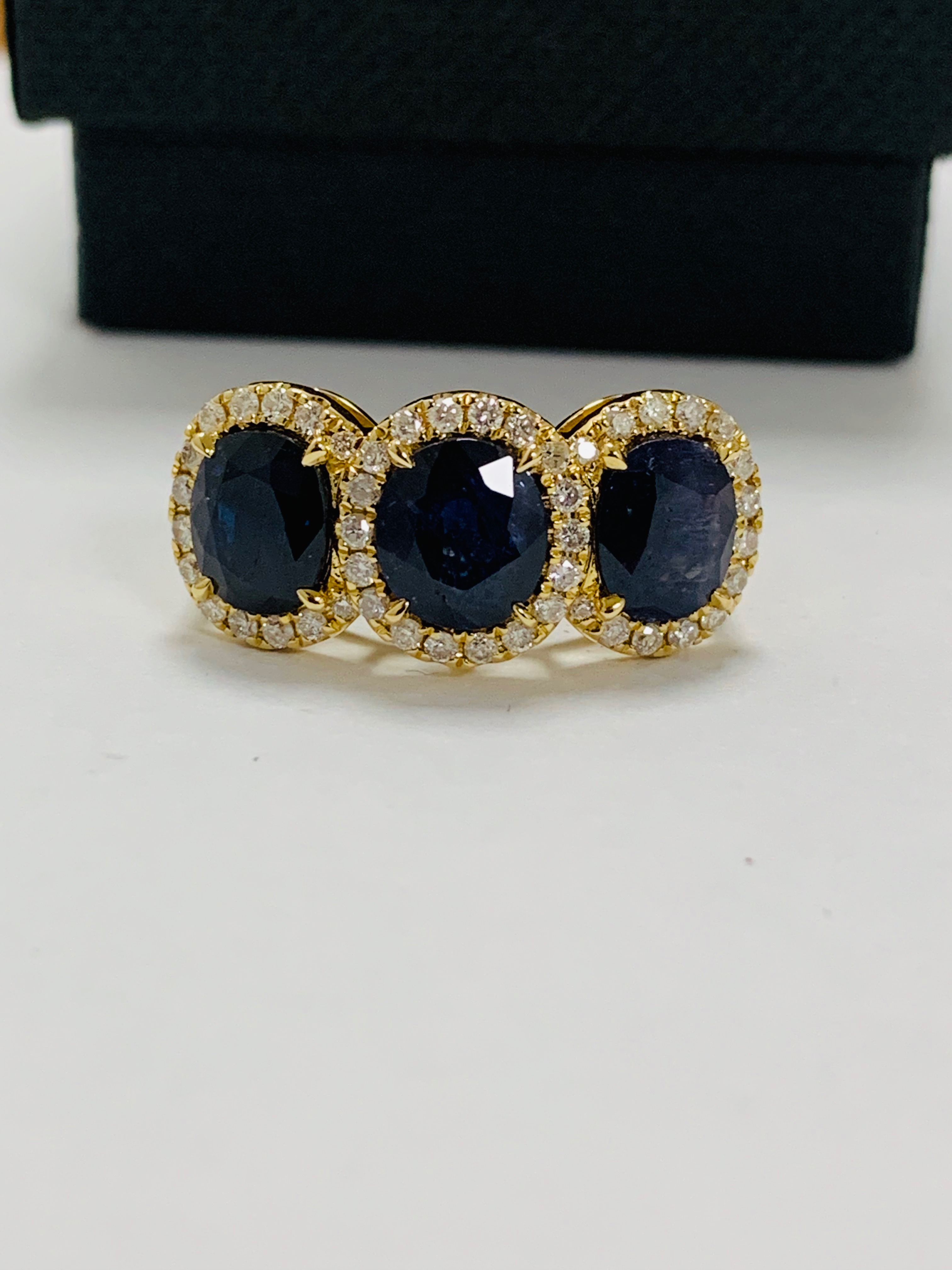 18ct yellow gold sapphire and diamond ring