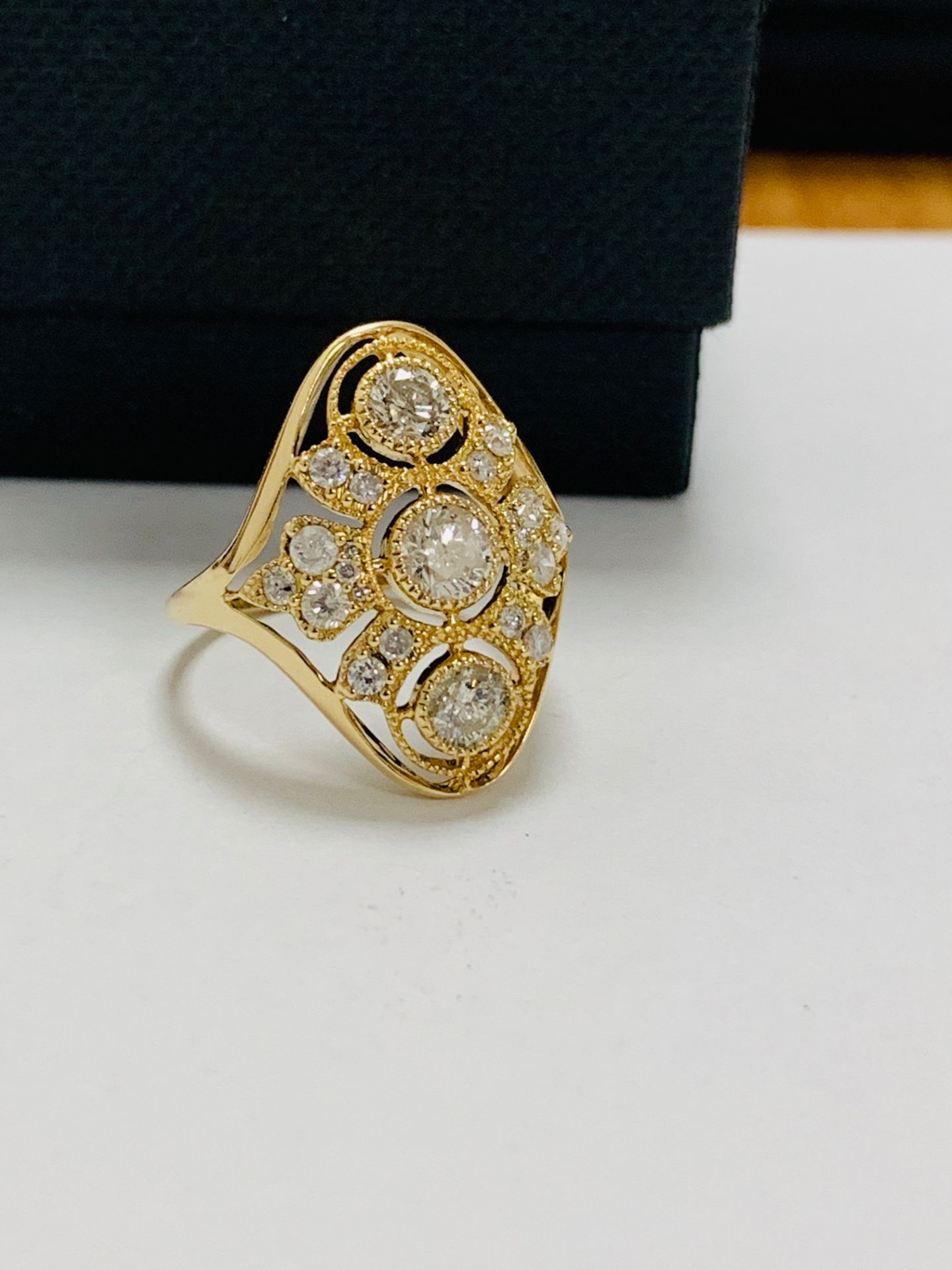 14ct yellow gold diamond ring. - Image 8 of 11