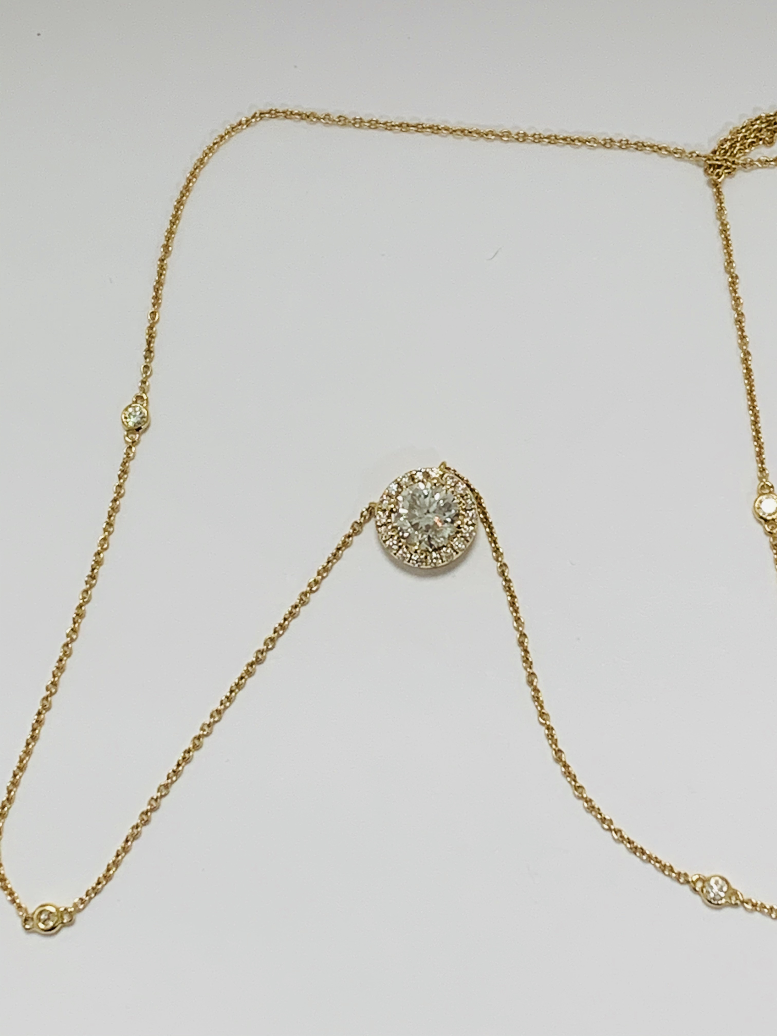 18ct Yellow Gold Diamond necklace featuring, round brilliant cut Diamond (1.11ct), claw set, with 18 - Image 5 of 9