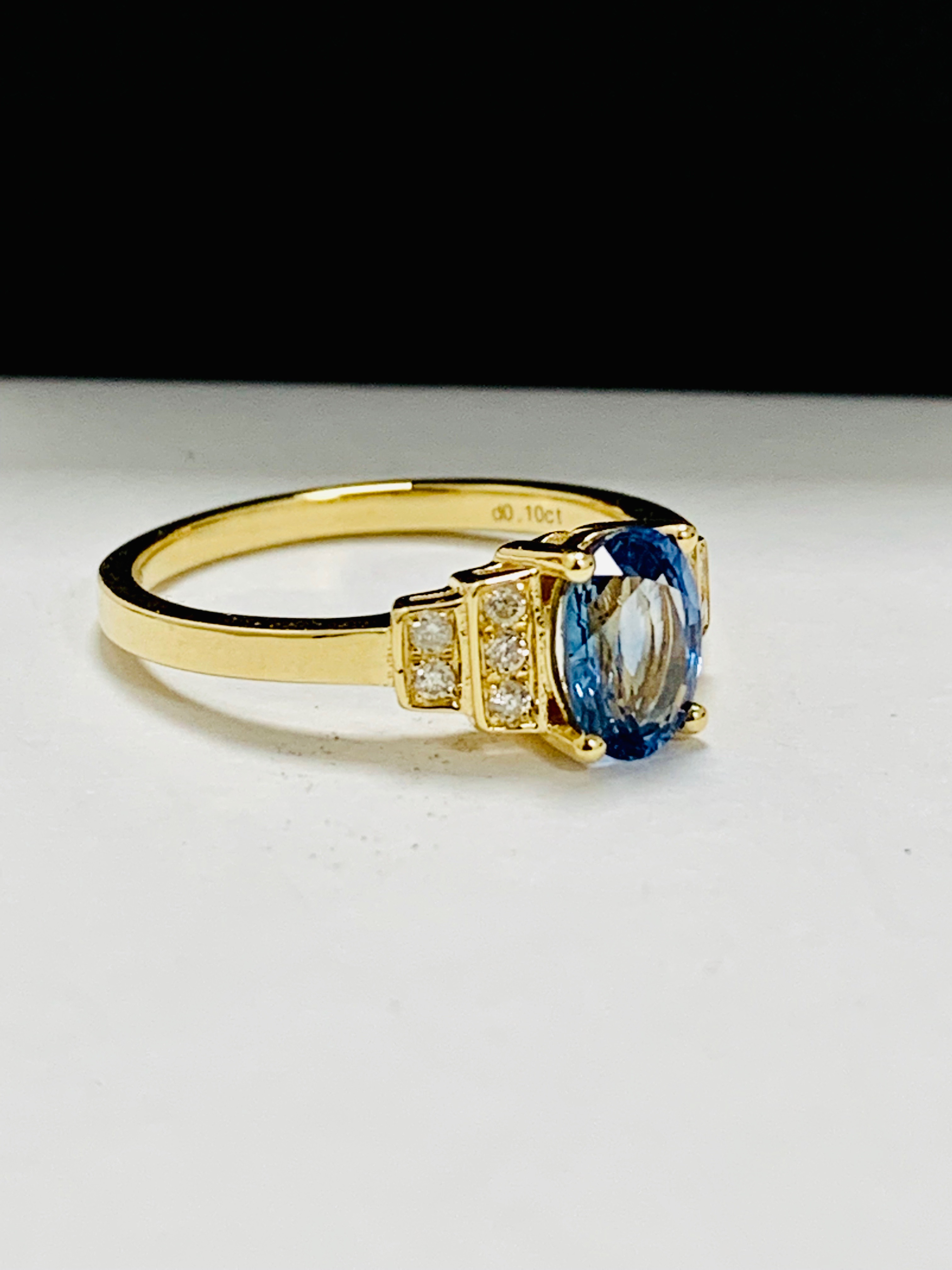 14ct yellow gold sapphire and diamond ring. - Image 7 of 9