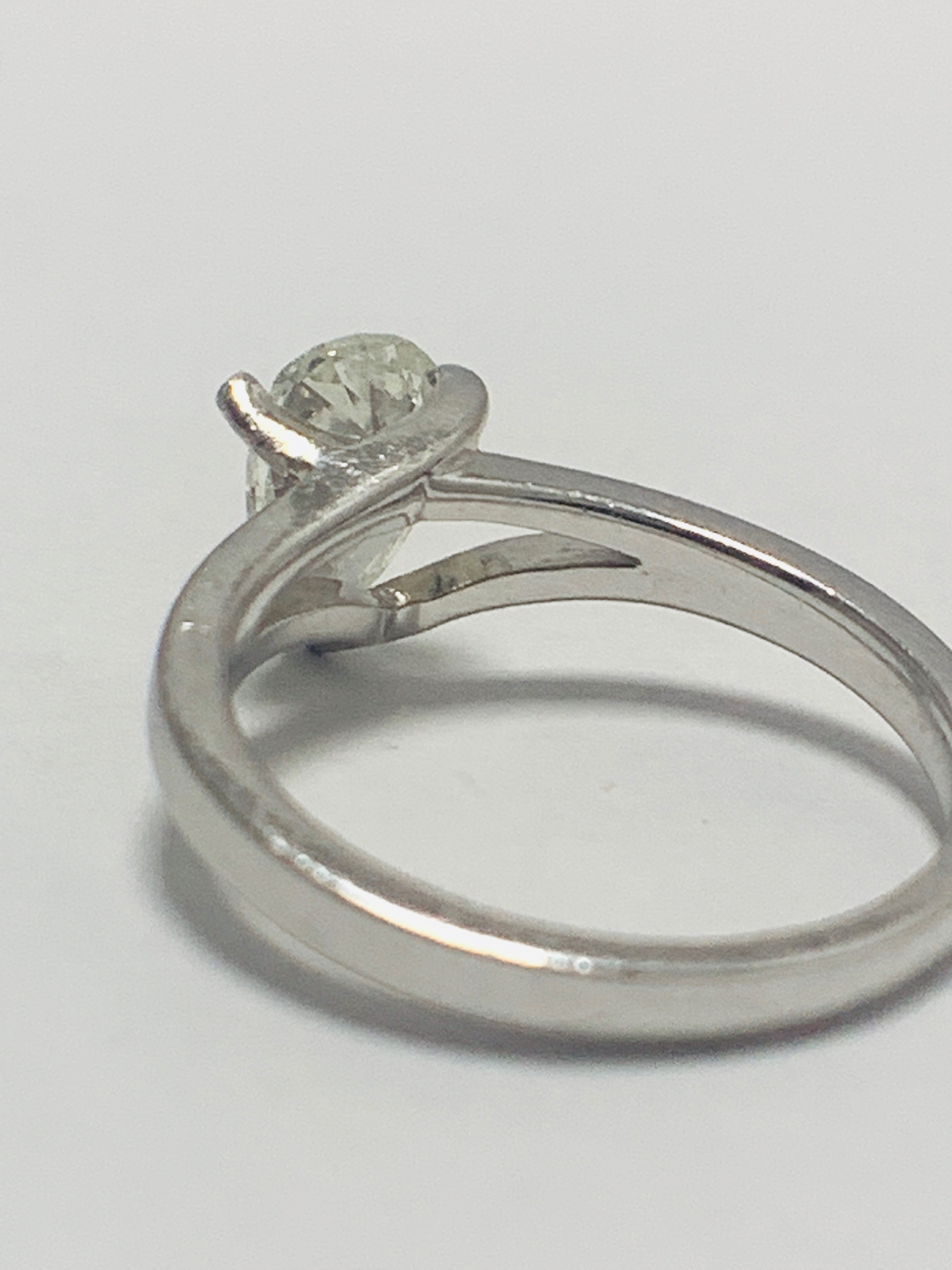 1ct Pearshape Diamond PLatinum Solitaire Ring. - Image 9 of 10
