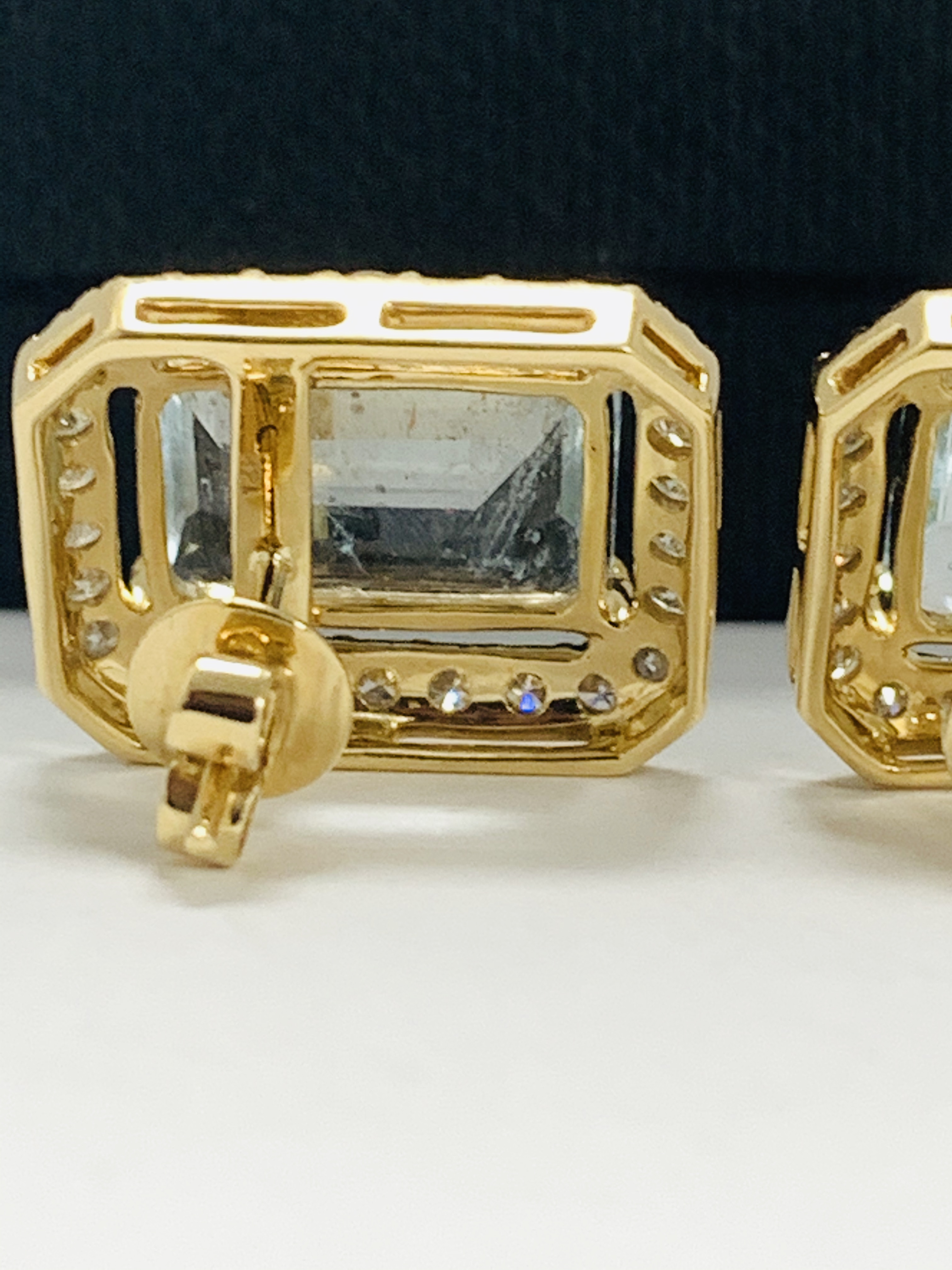 14ct Yellow Gold Aqumarine and Diamond stud earrings featuring, 2 emerald cut Aquamarines (13.00ct T - Image 8 of 12