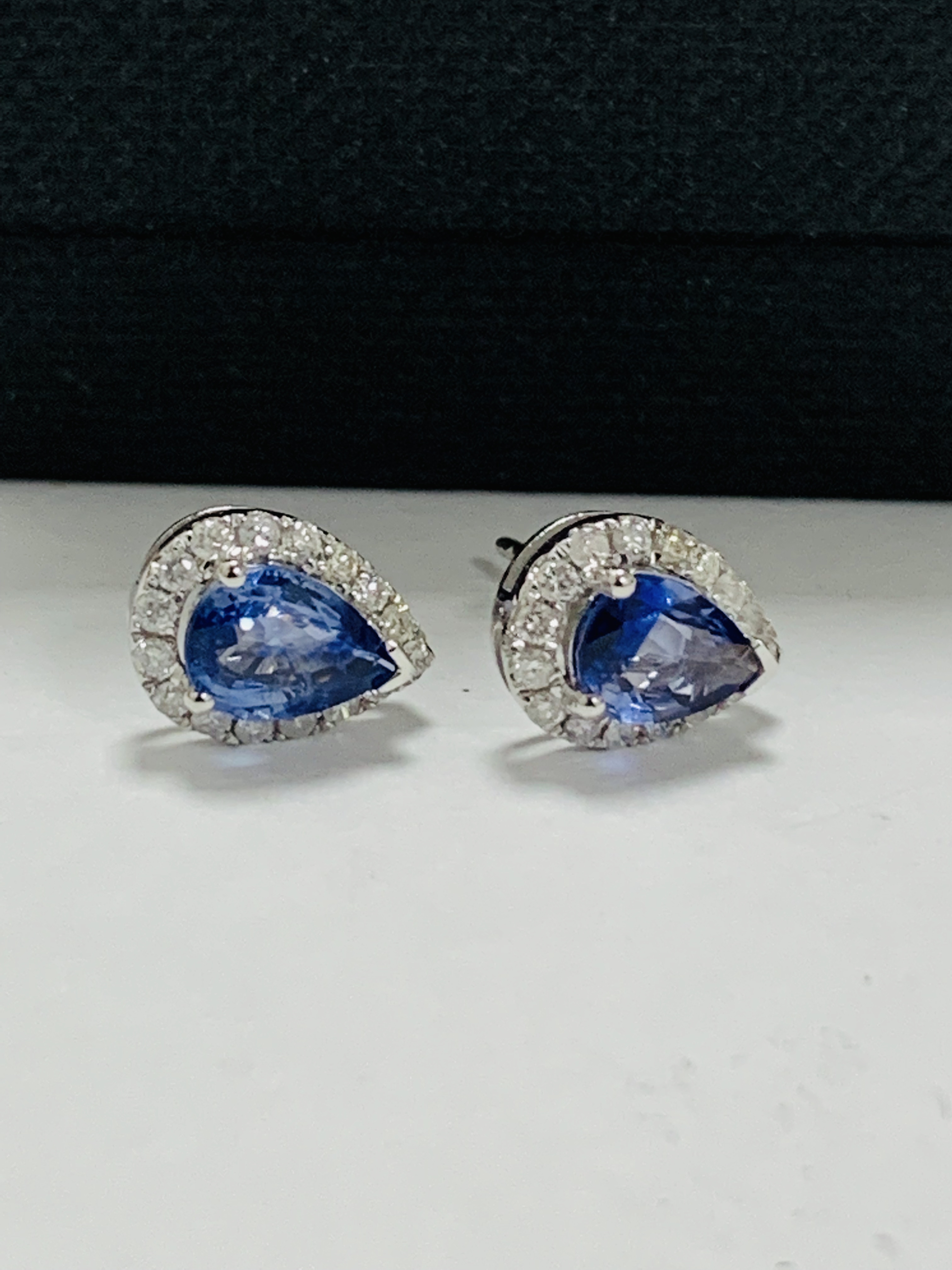 14ct White Gold Sapphire and Diamond earrings featuring centre, 2 pear cut, medium blue Sapphire (1. - Image 9 of 12