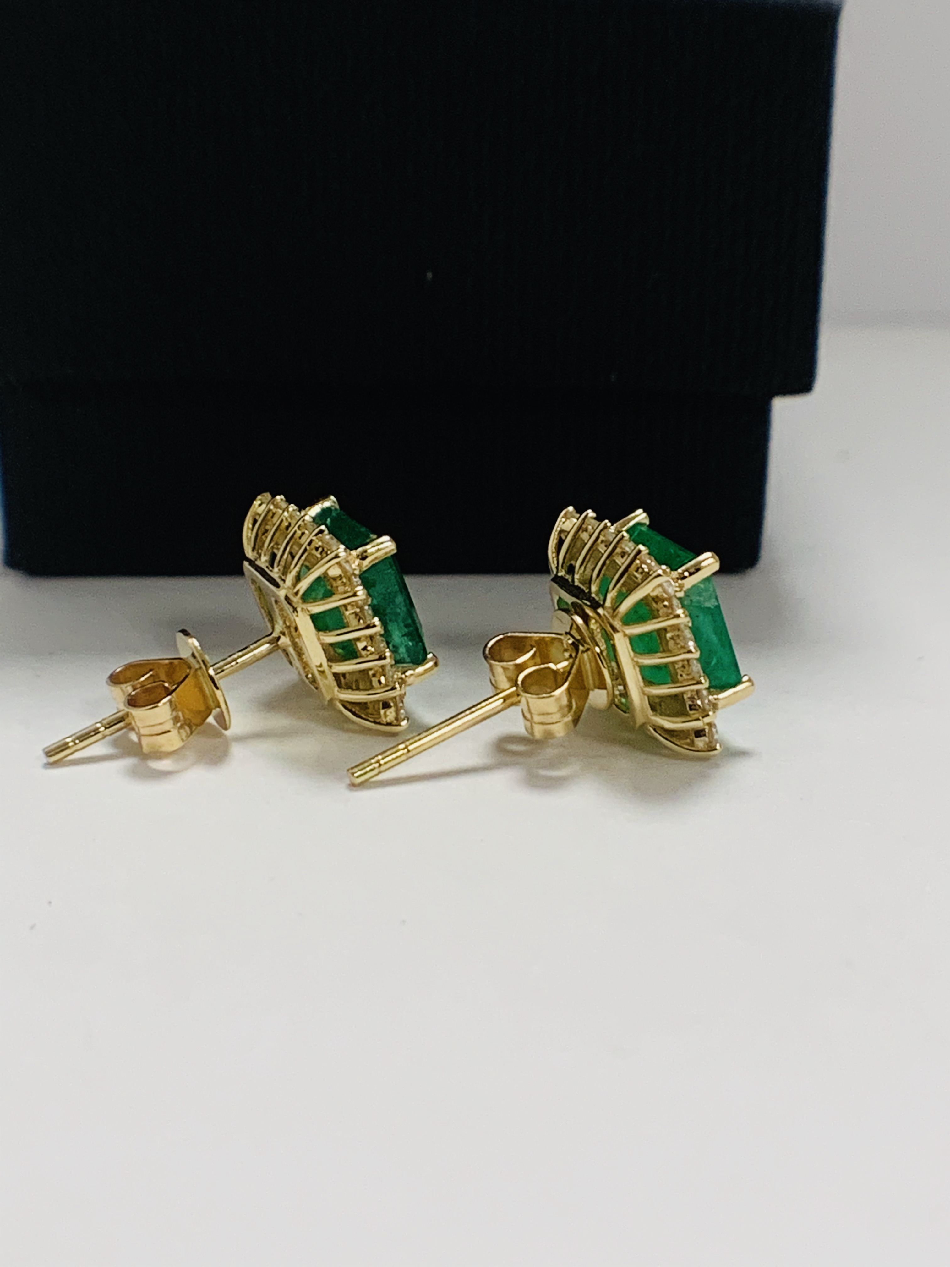 14ct Yellow Gold emerald and Diamond earrings featuring centre, 2 square cut Emeralds (3.51ct TSW), - Image 5 of 13