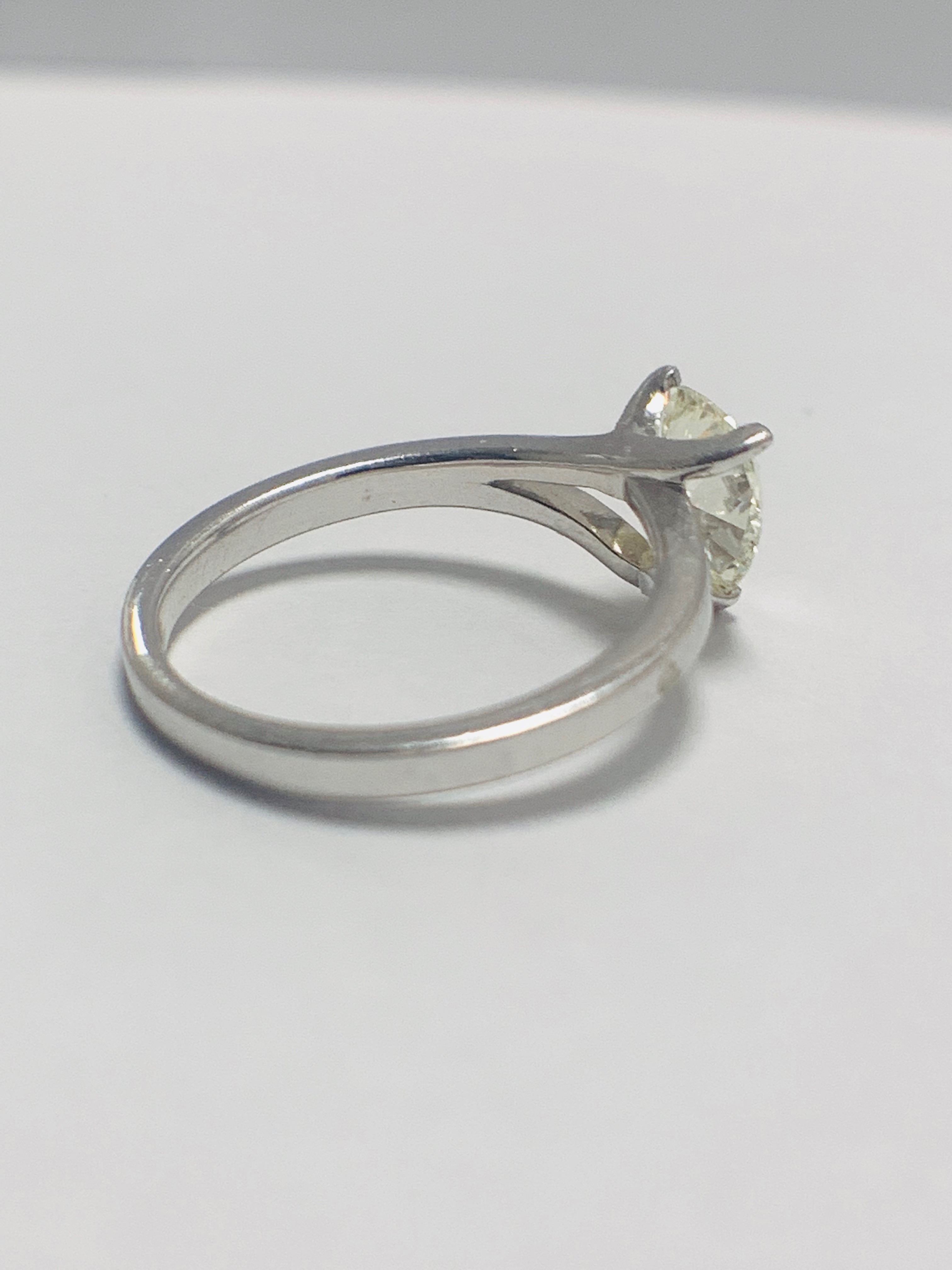 1ct Pearshape Diamond PLatinum Solitaire Ring. - Image 6 of 9