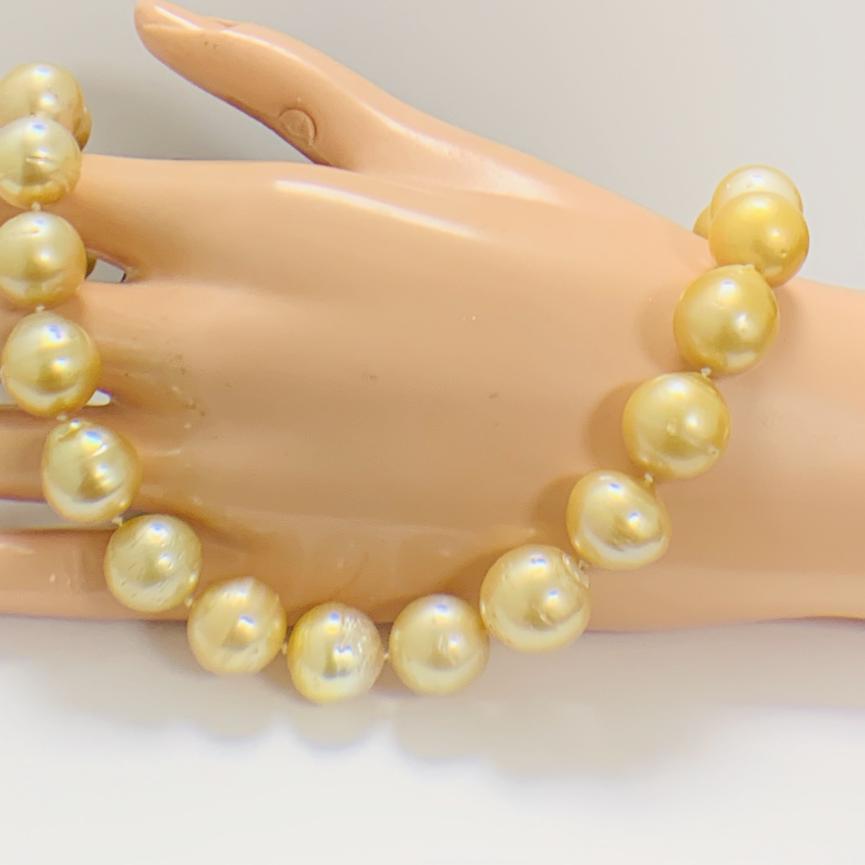 Pearl and Diamond necklace strand featuring, 33 South Sea Pearls, with 4 round brilliant cut Diamond - Image 11 of 13