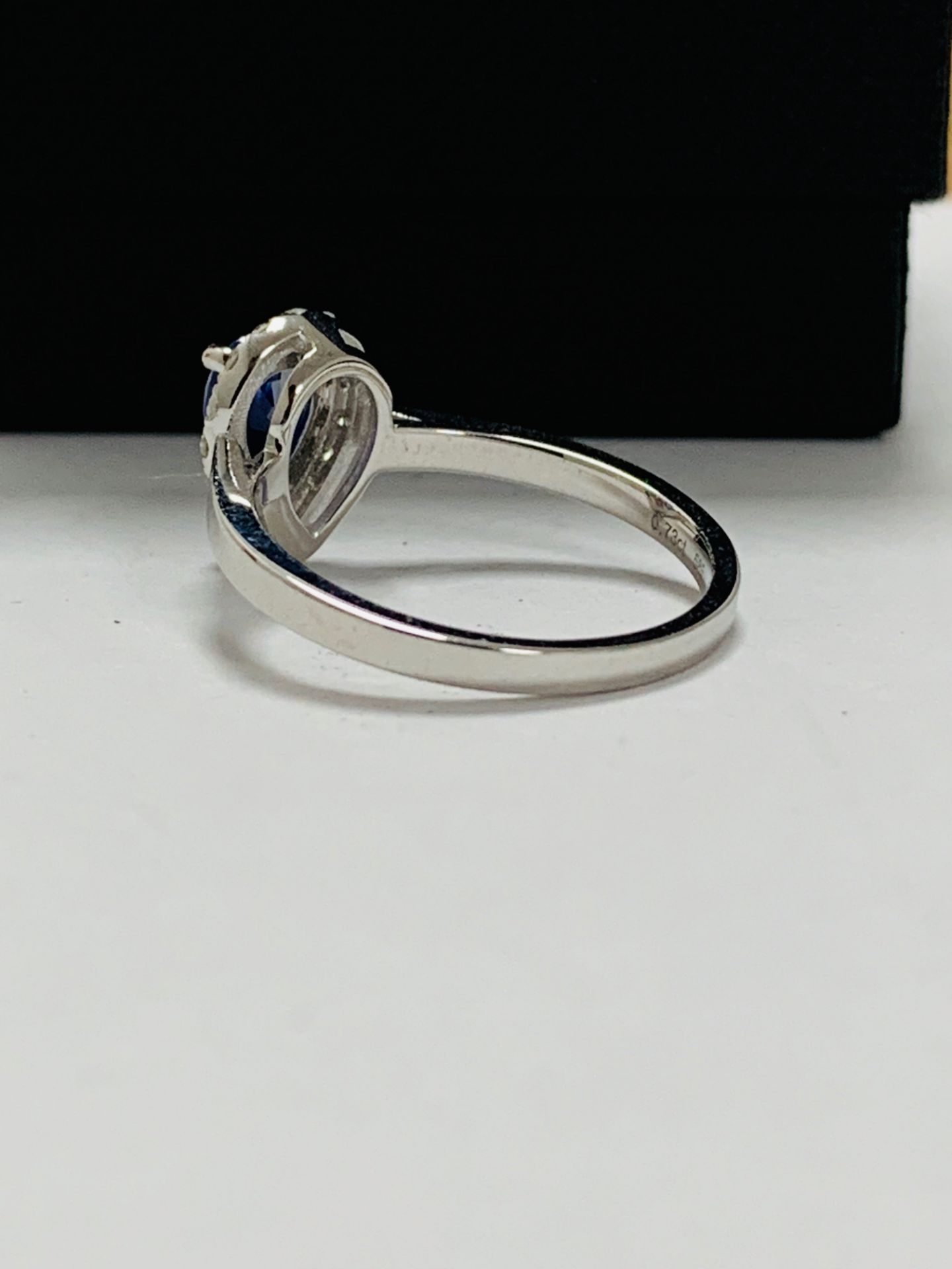 14ct white gold sapphire and diamond ring - Image 4 of 12