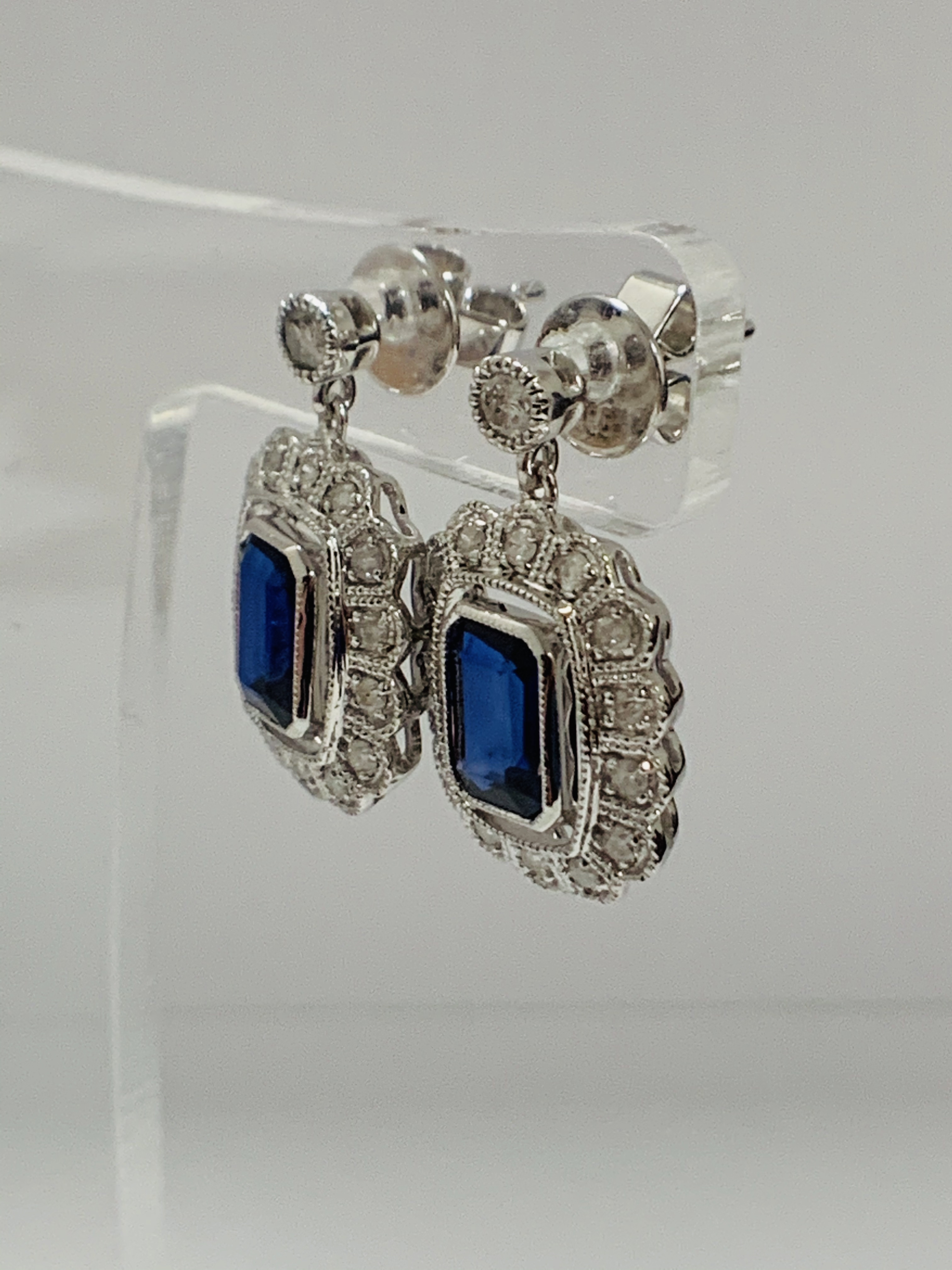14ct White Gold Sapphire and Diamond earrings featuring, 2 cushion cut, blue Sapphires (2.24ct TSW), - Image 5 of 13