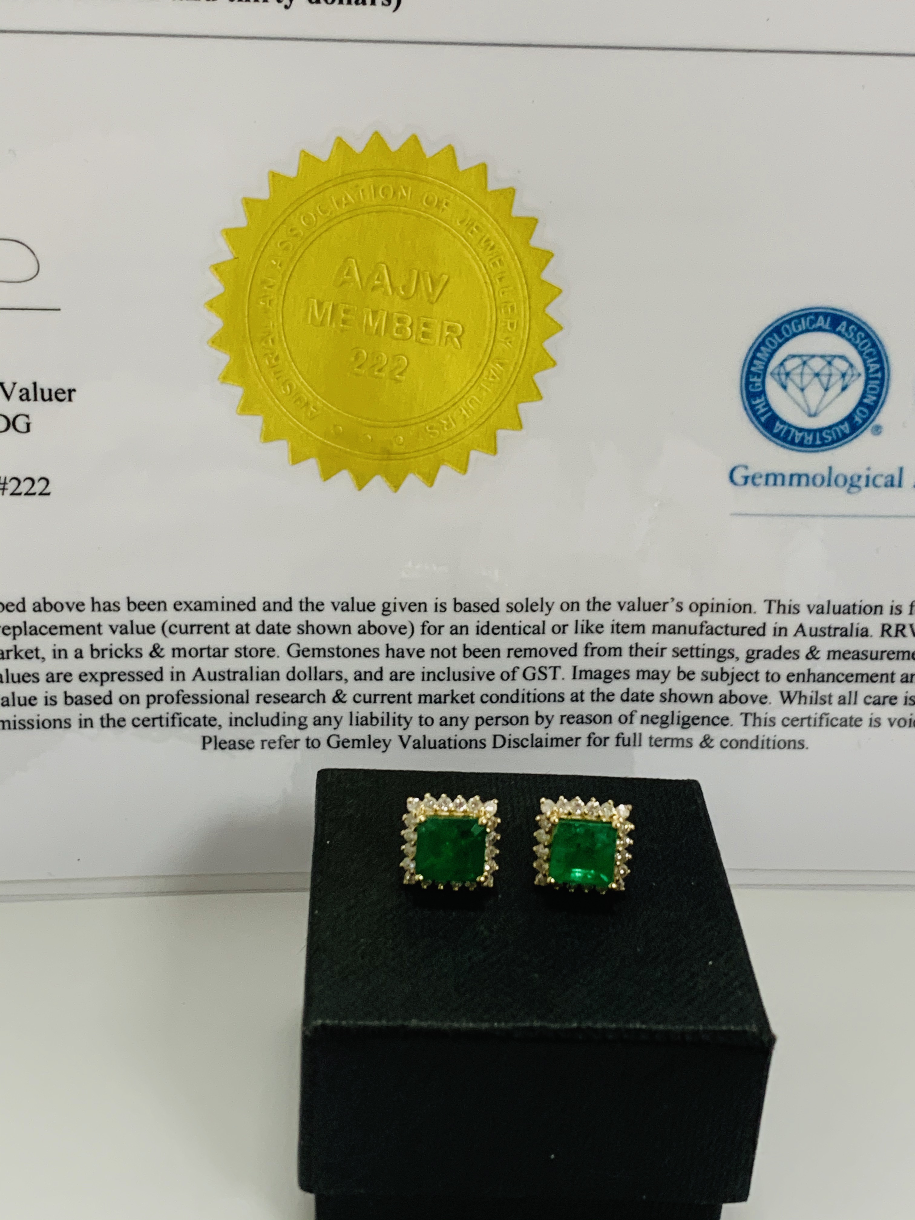 14ct Yellow Gold emerald and Diamond earrings featuring centre, 2 square cut Emeralds (3.51ct TSW), - Image 13 of 13