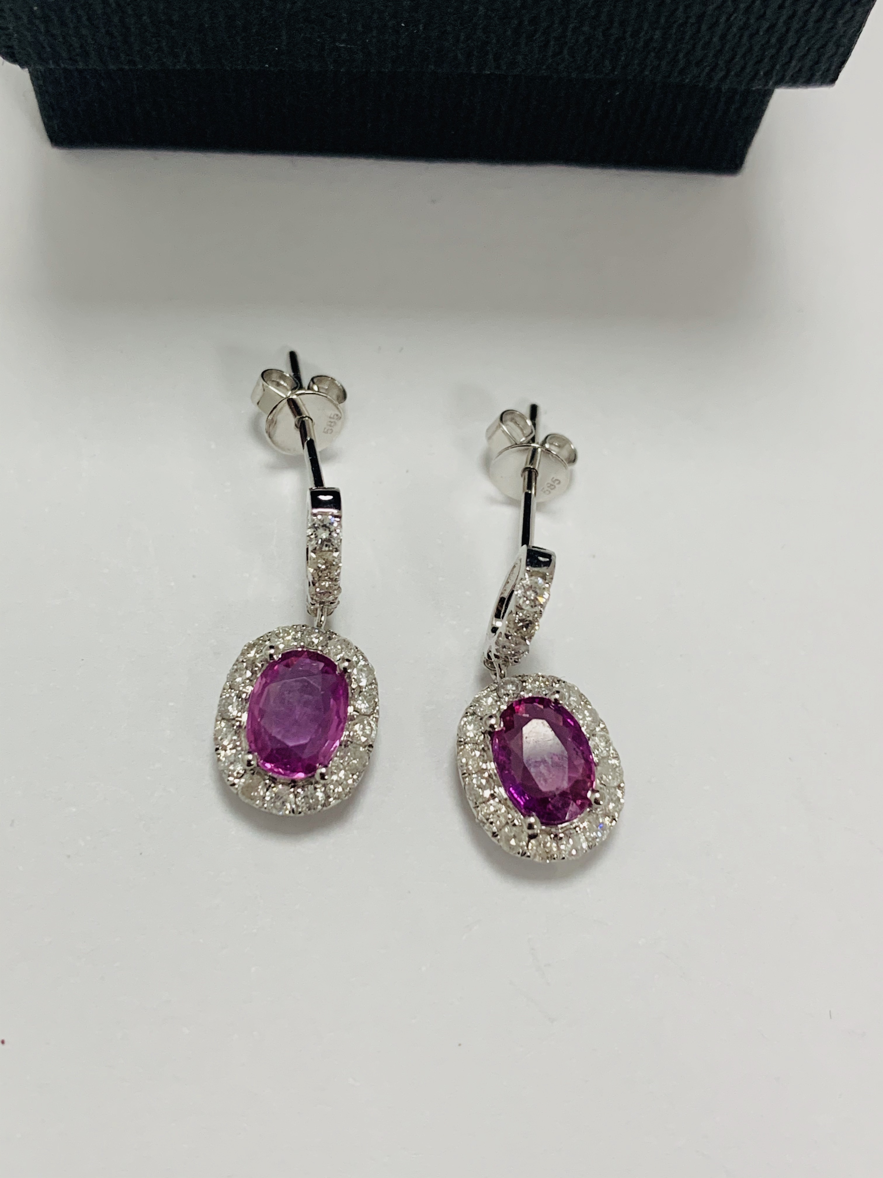 14ct White Gold Sapphire and Diamond drop earrings featuring, 2 oval cut, pink Sapphires (1.66ct TSW - Image 5 of 9