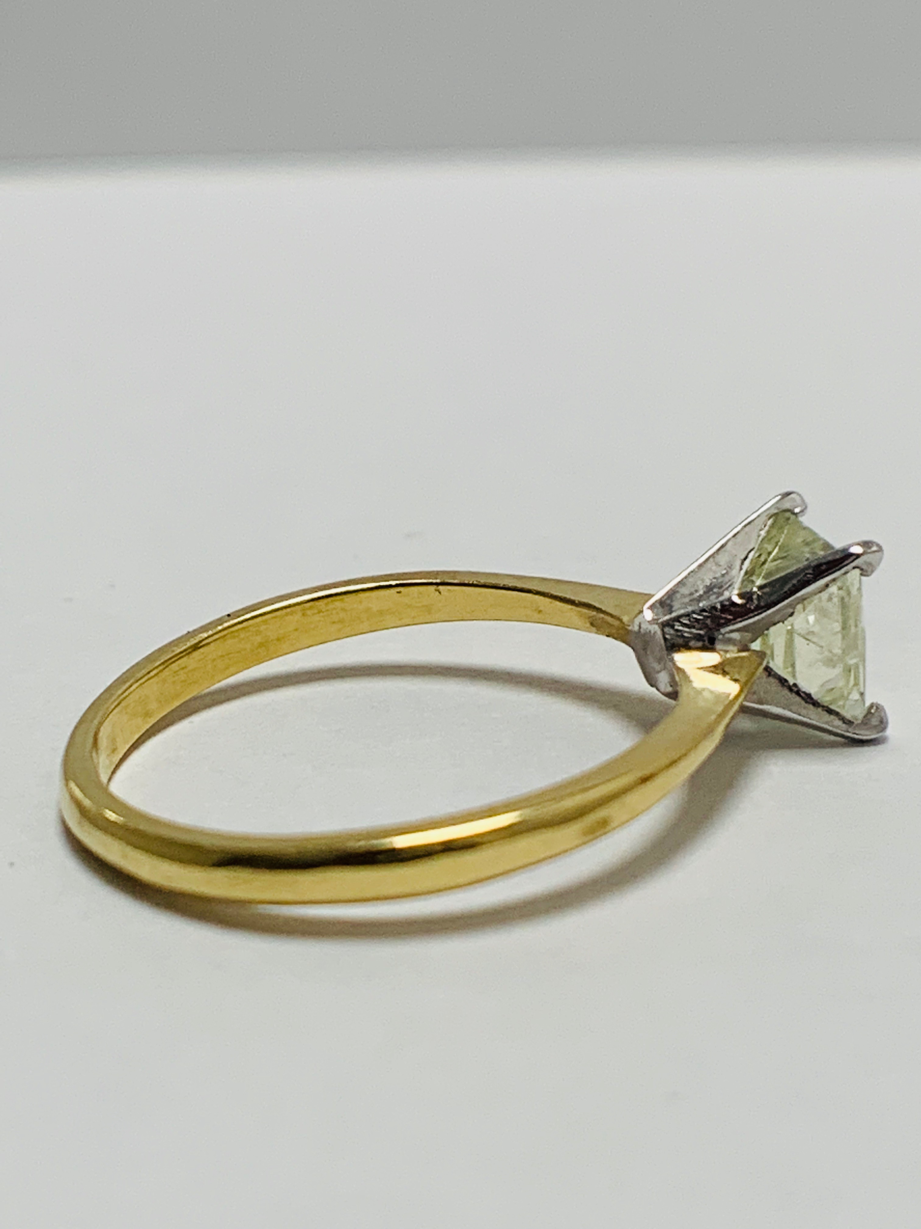 18ct Princess Cut natural diamond solitaire ring - Image 7 of 10