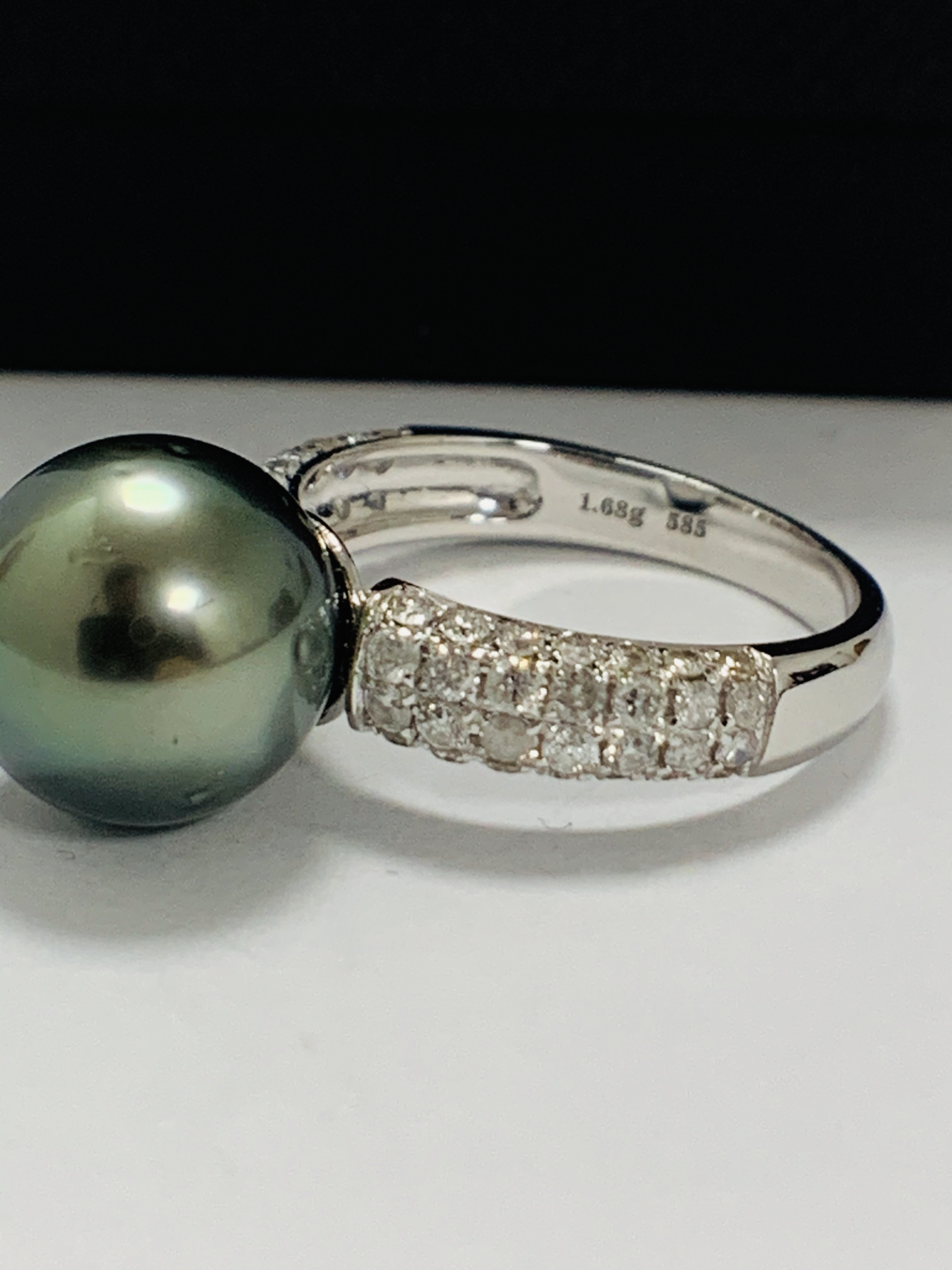 14ct White Gold Pearl and Diamond ring - Image 11 of 15