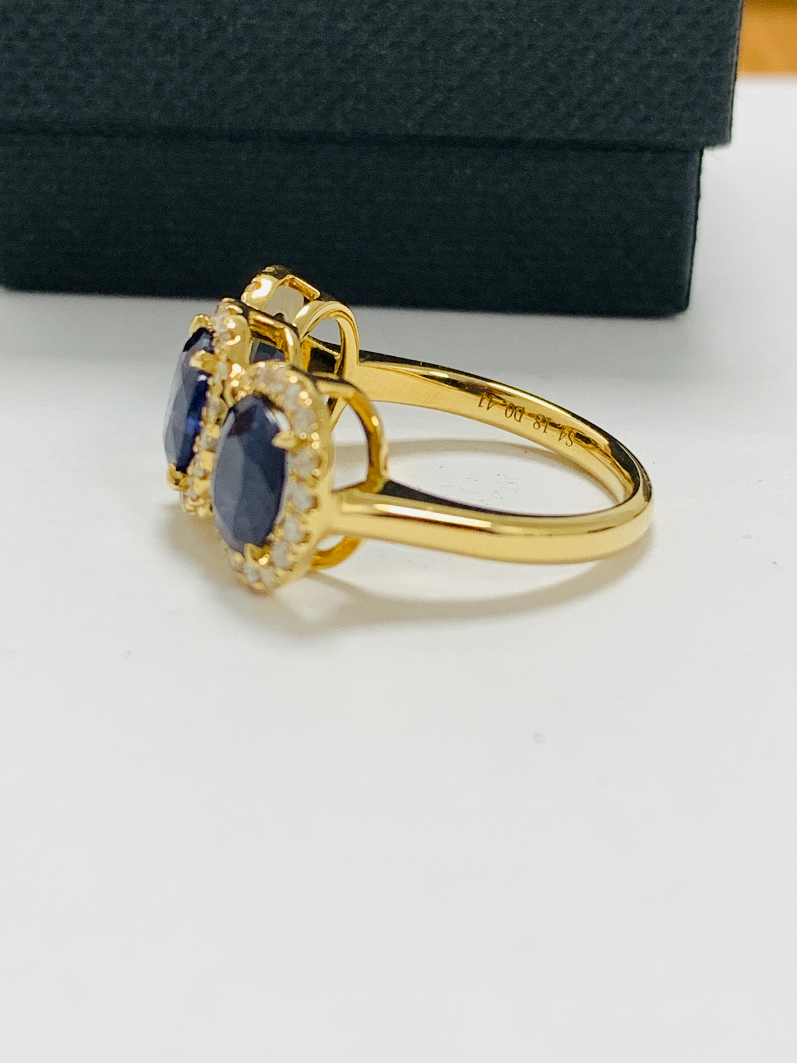 18ct yellow gold sapphire and diamond ring - Image 4 of 12