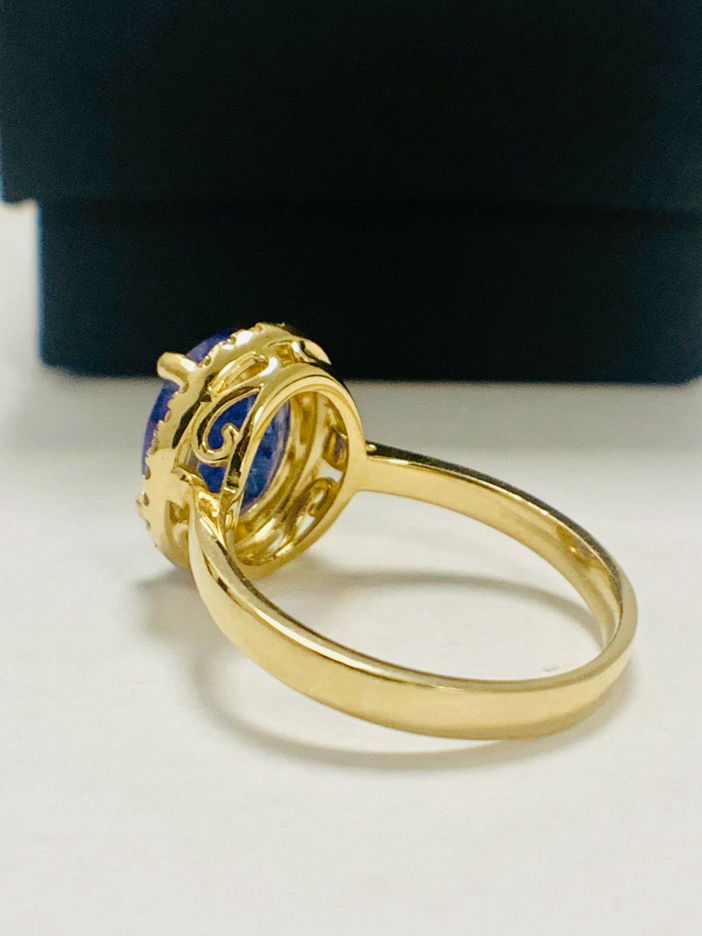 14ct Yellow Gold Tanzanite and Diamond ring - Image 5 of 13