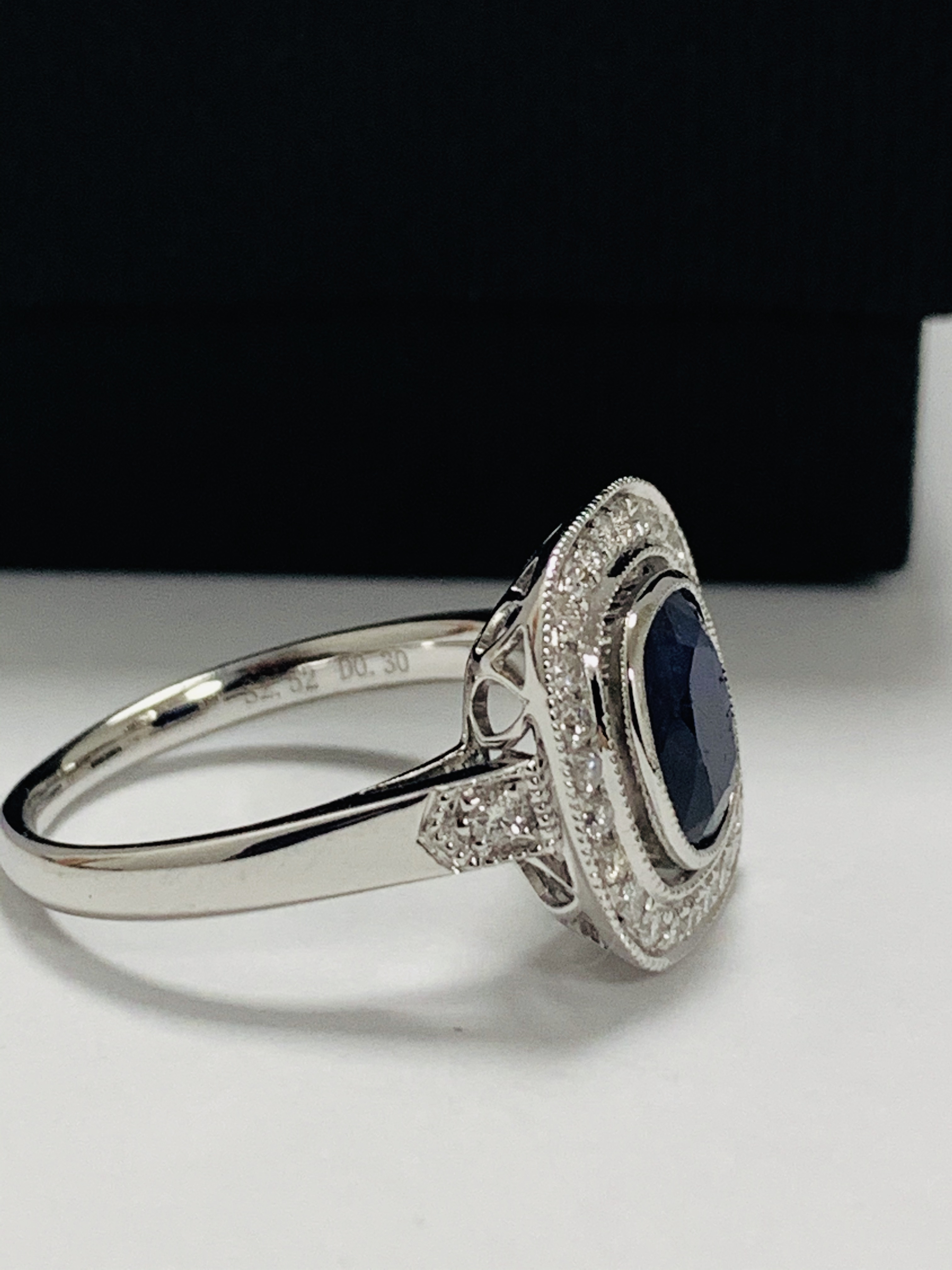 18ct White Gold Sapphire and Diamond ring featuring centre, cushion cut, natural Kashmir Sapphire (2 - Image 8 of 12