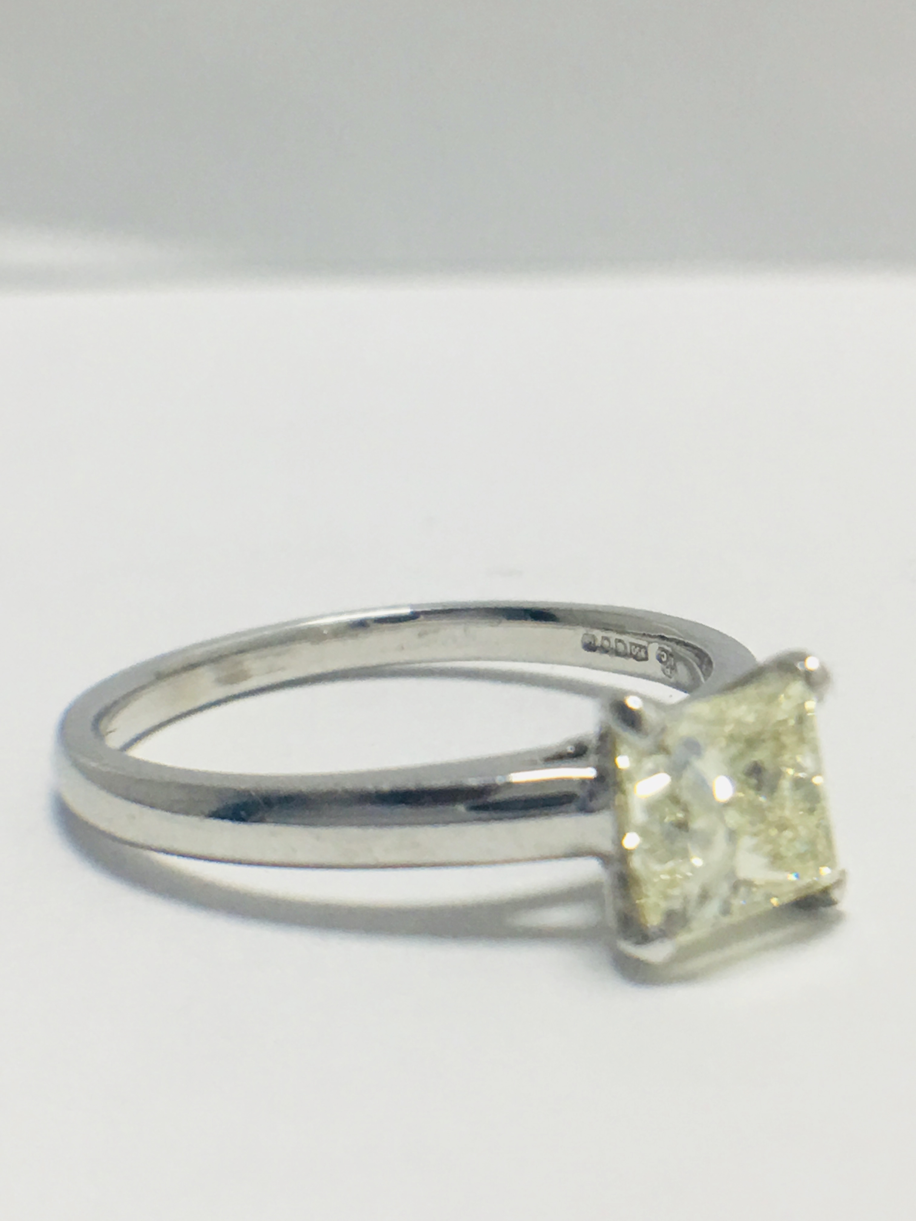 1ct Natural Princes Cut diamond platinum ring - Image 7 of 10