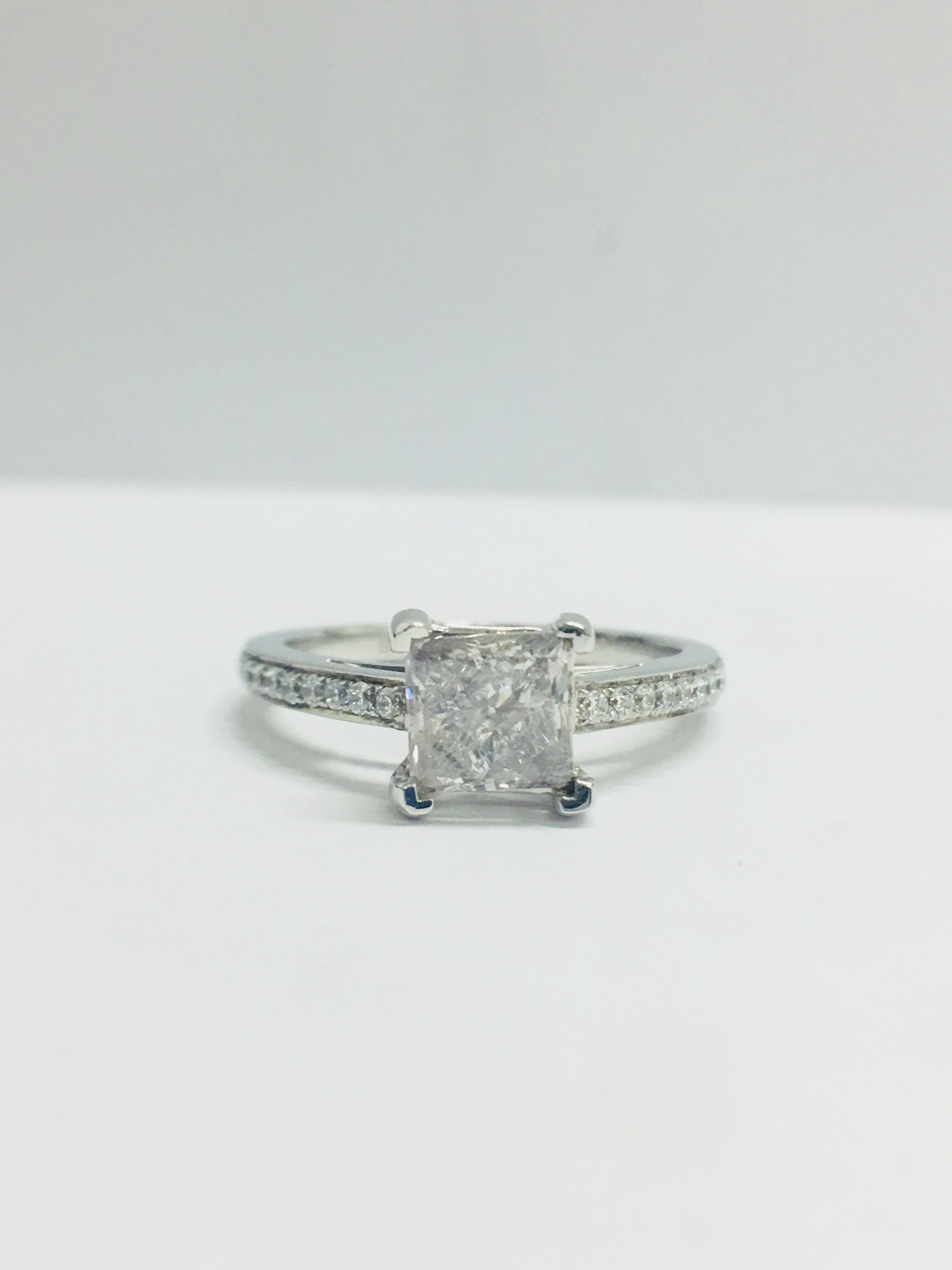 1Ct Princess Cut Natural Diamonds,