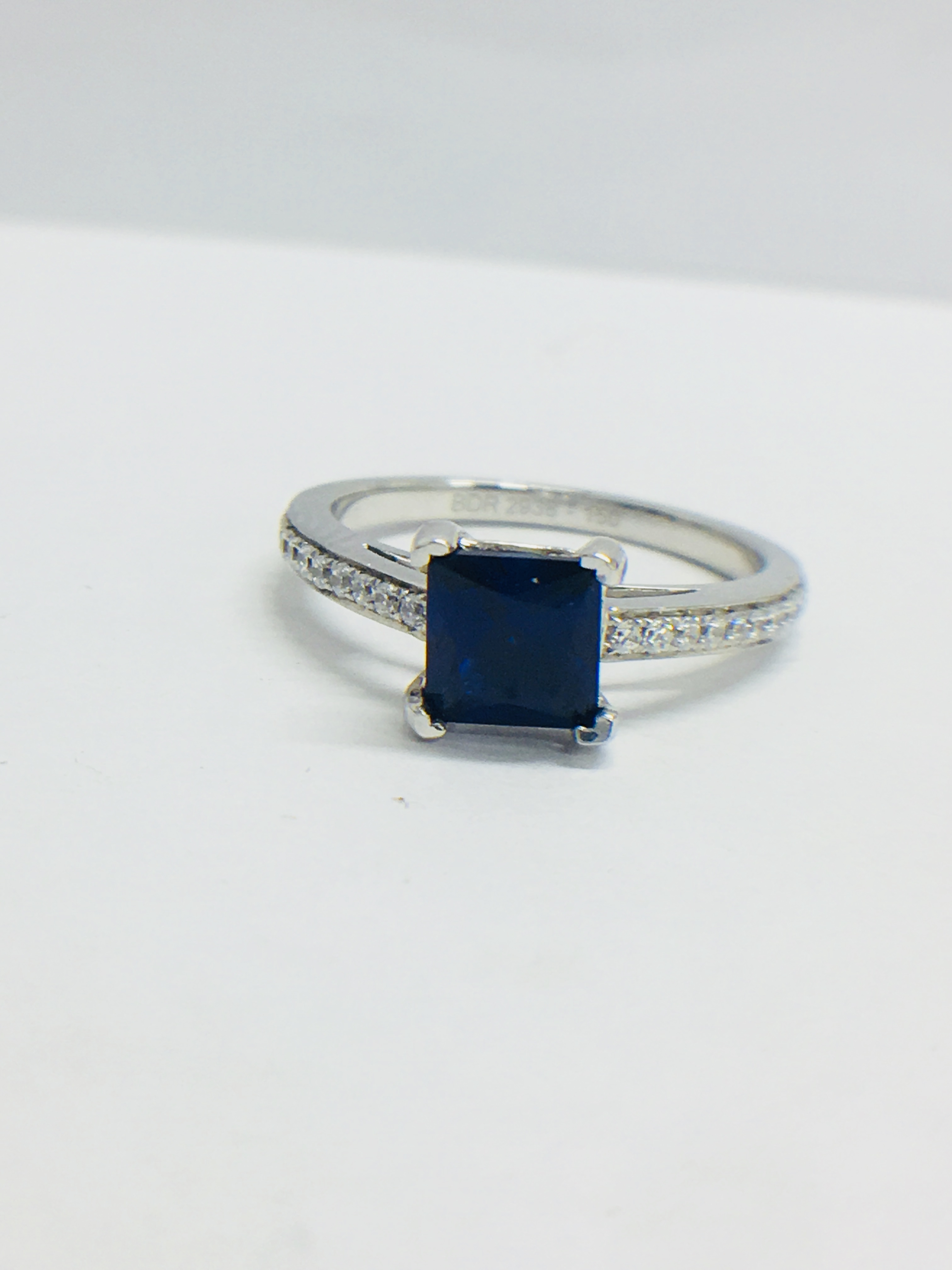 1Ct Princess Cut Sapphire, - Image 9 of 10