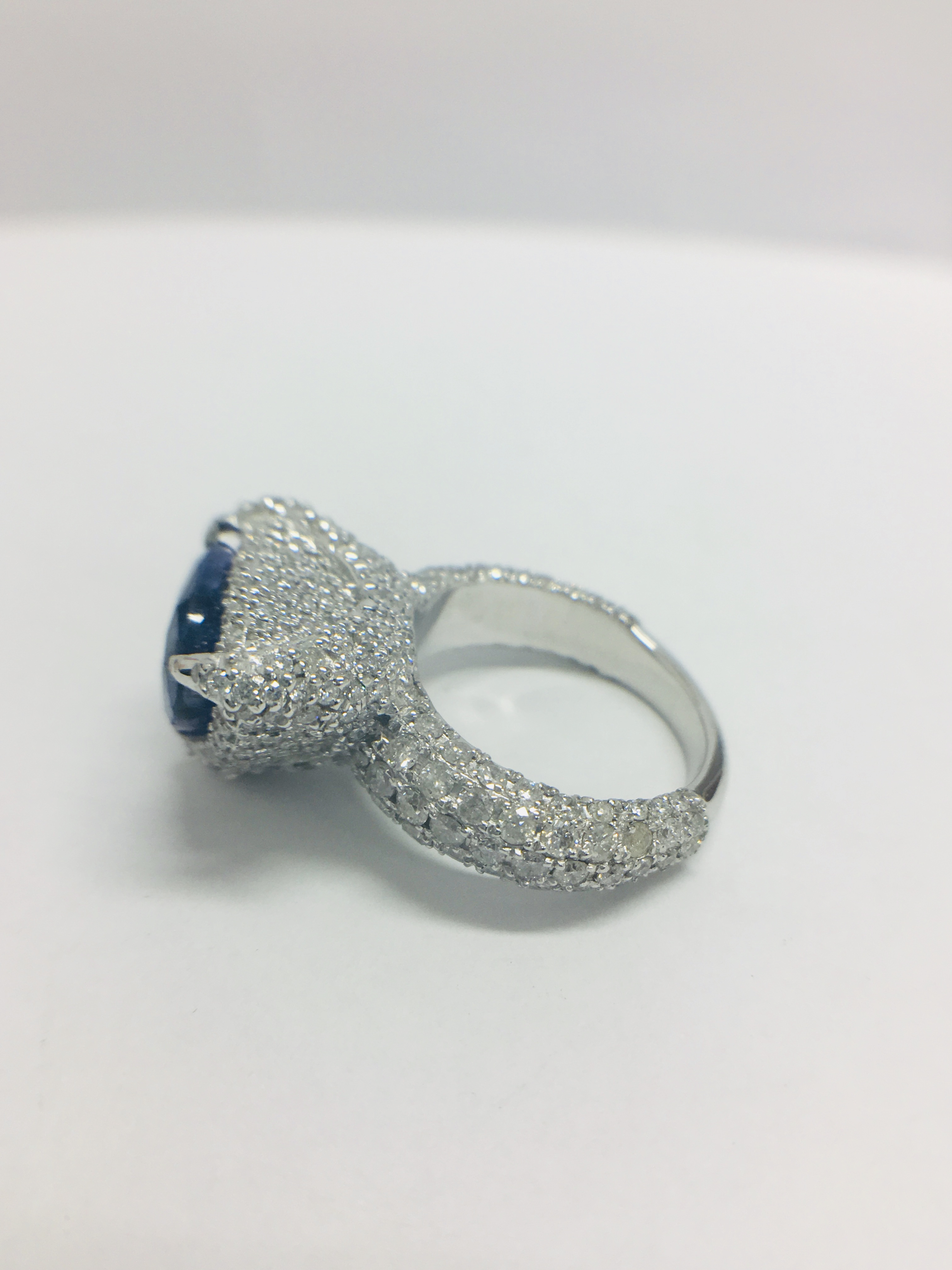 PLATINUM TANZANITE RING - Image 4 of 14