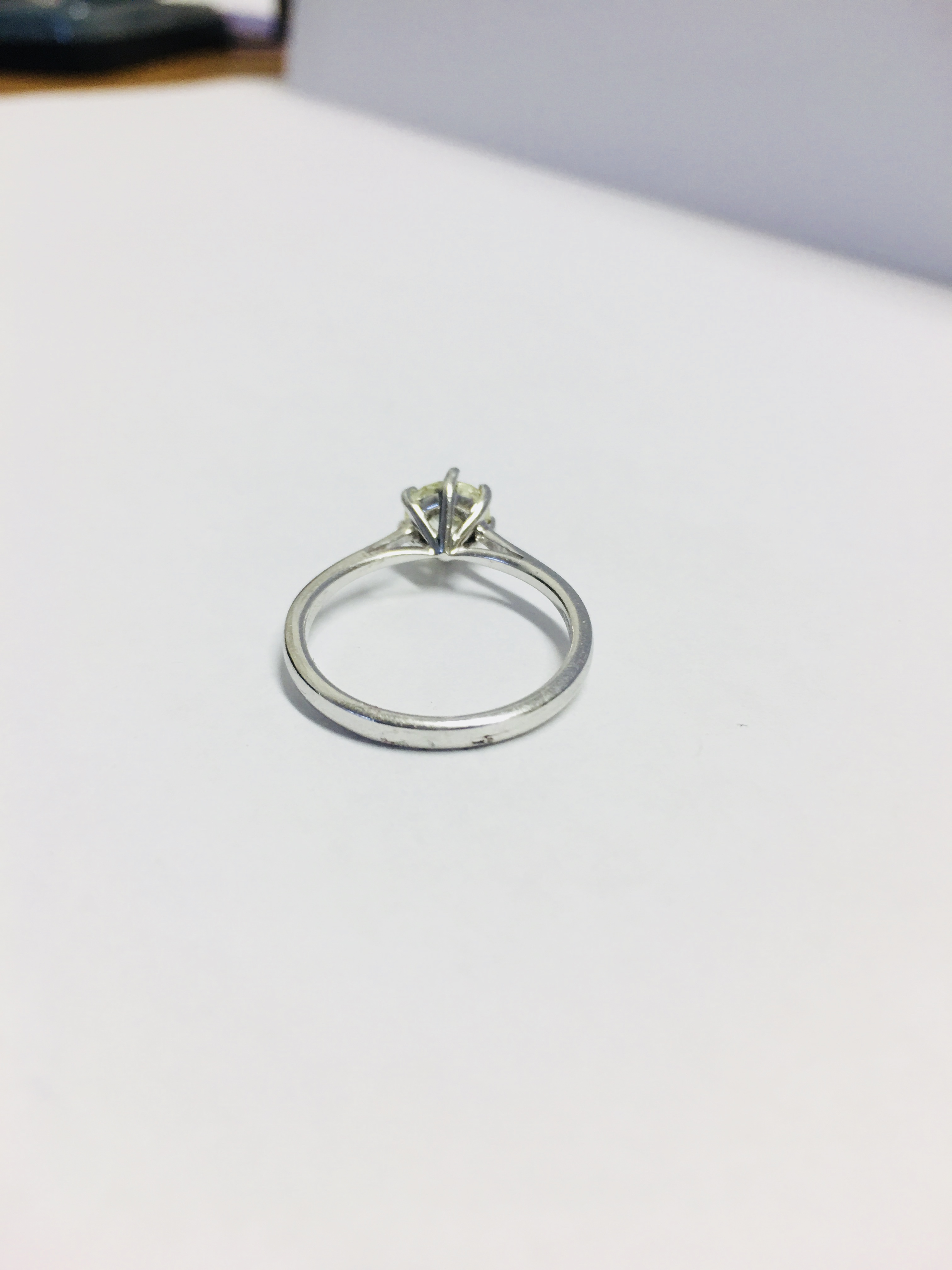 1Ct Brilliant Cut Diamond Solitaire Ring, - Image 3 of 4